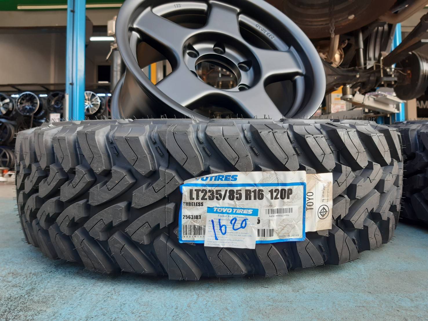 BRADLEY เบดเลย์ ขอบ16 นิ้ว 6x139.7 สีเทาด้าน