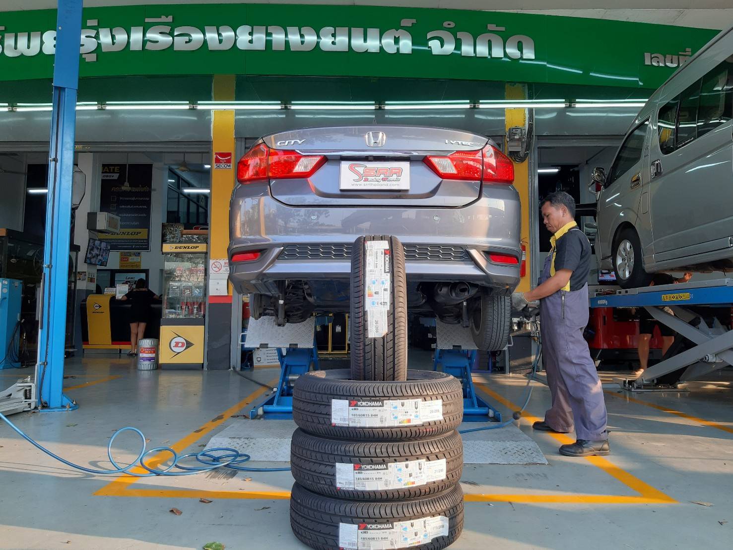 YOKOHAMA db decibel E70 185/60R15 ยางใหม่ปี20 ลดราคาพิเศษ