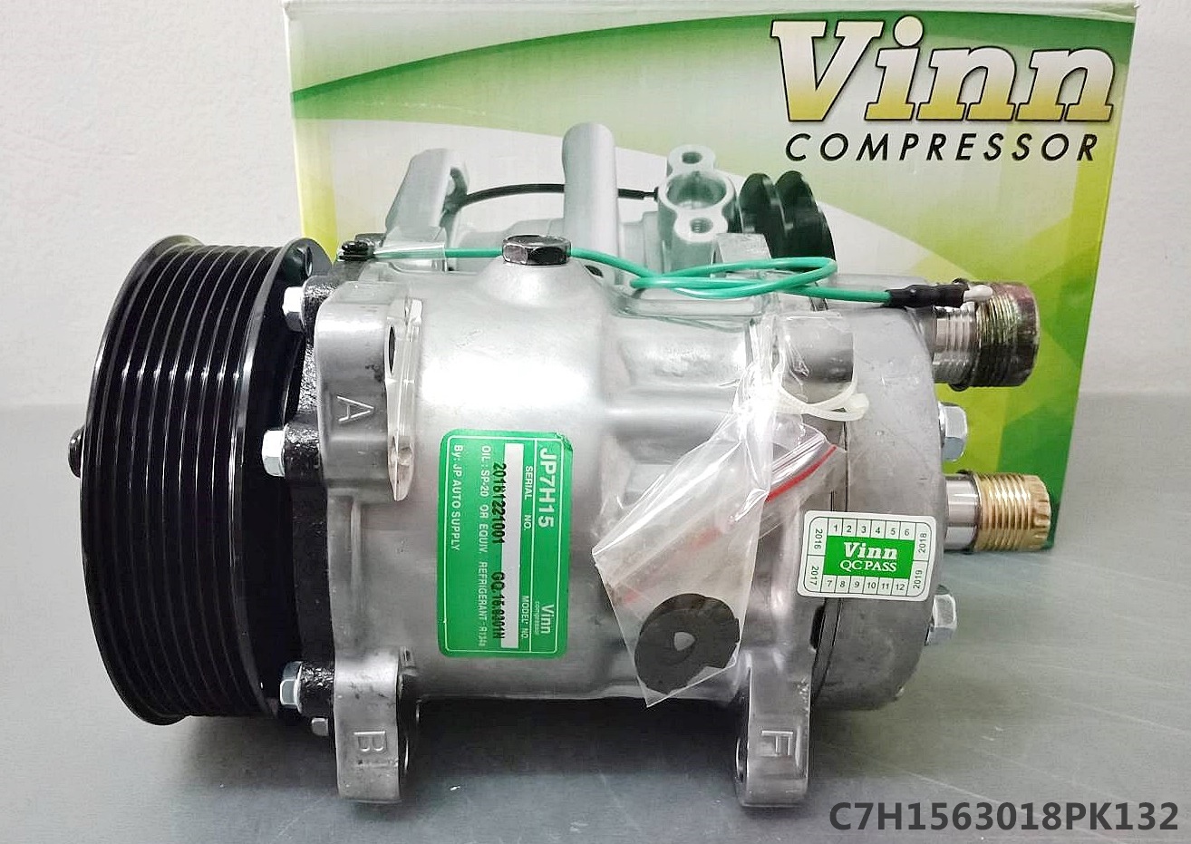 C7H1563018PK132 คอมแอร์ยี่ห้อ Vinn (SD 7H15 VOLVO 8-ขา 8PK 24V. (132mm) เกลียวโอริง - ออกหลัง)