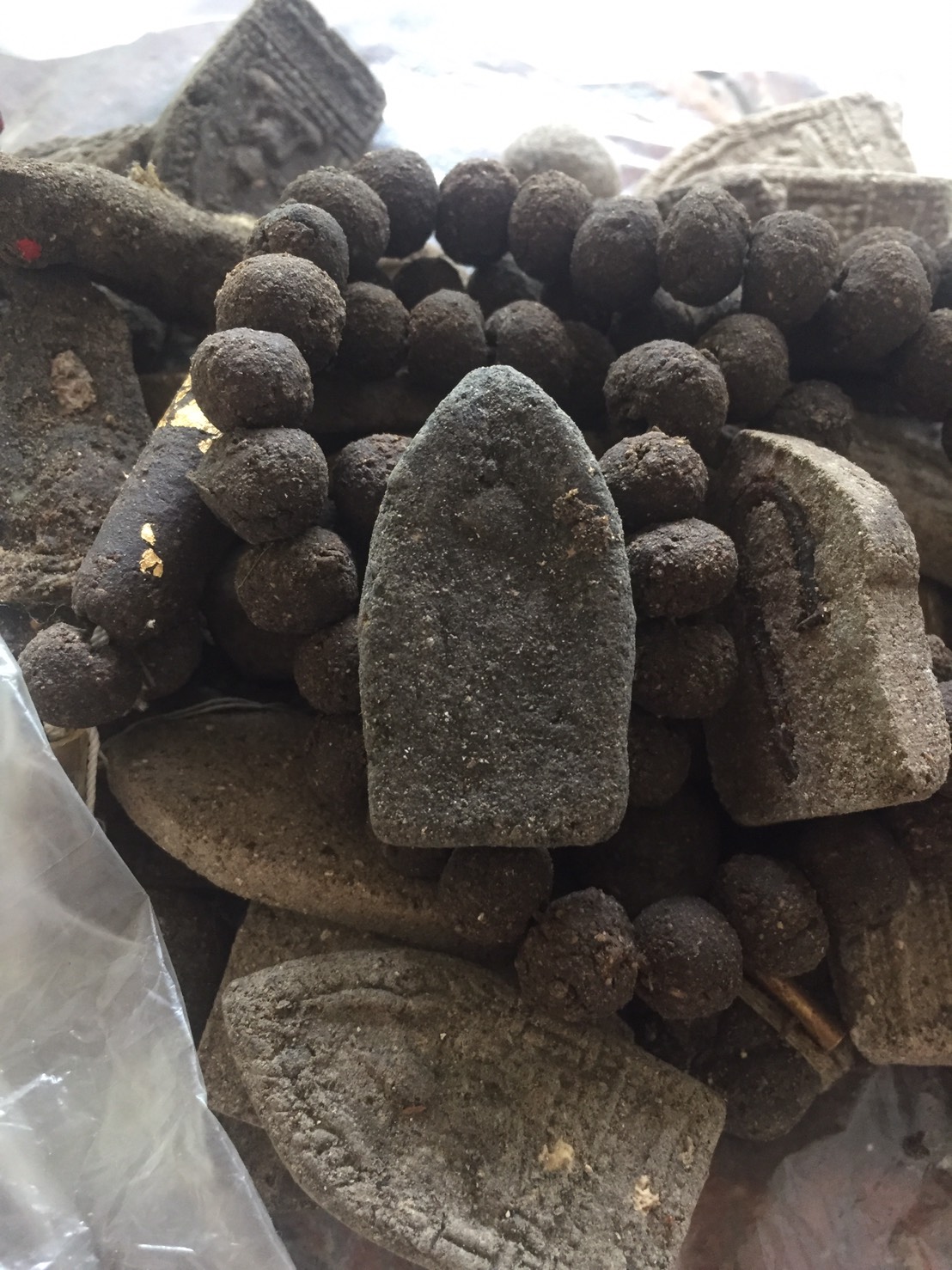 เครื่องรางชุดบูชาครูปี 45 อ.เปล่ง บุญยืน สุรินทร์