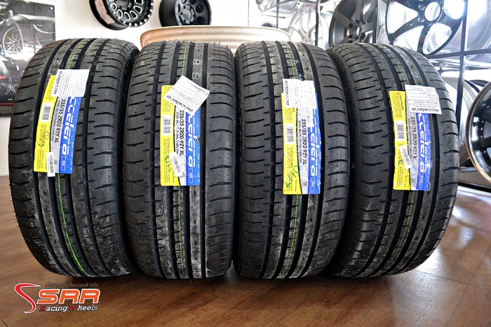 ACCELERA PHI 235/35R20 ปี17