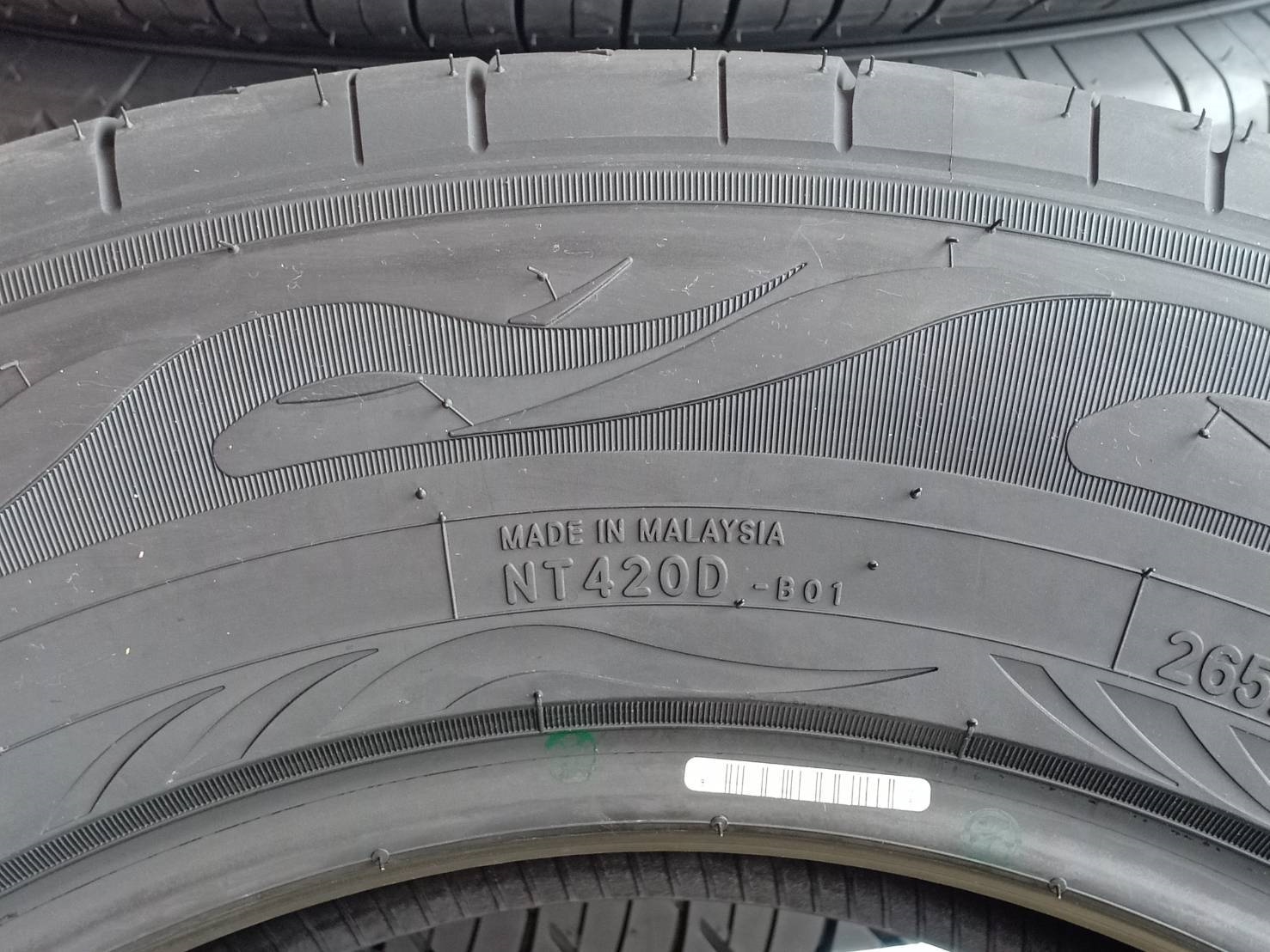 NITTO NT420SD 265/60R18 ยางใหม่ปี2020 ราคาพิเศษ