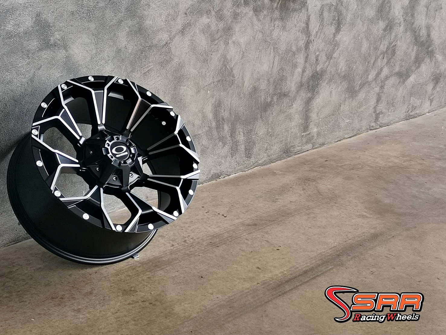 OASIS LT9 ขอบ18 6H139.7 ET15 MATT BLACK ราคาพิเศษ