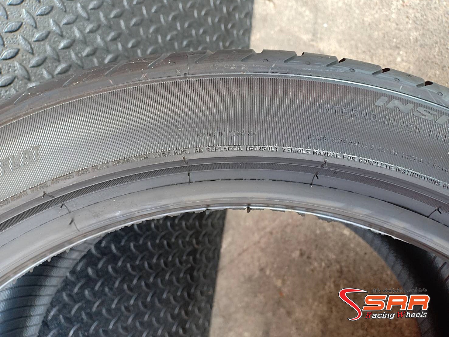 PIRELLI P ZERO R-F RUNFLAT 275/35R18 ยางรันแฟลท ลดราคาพิเศษ