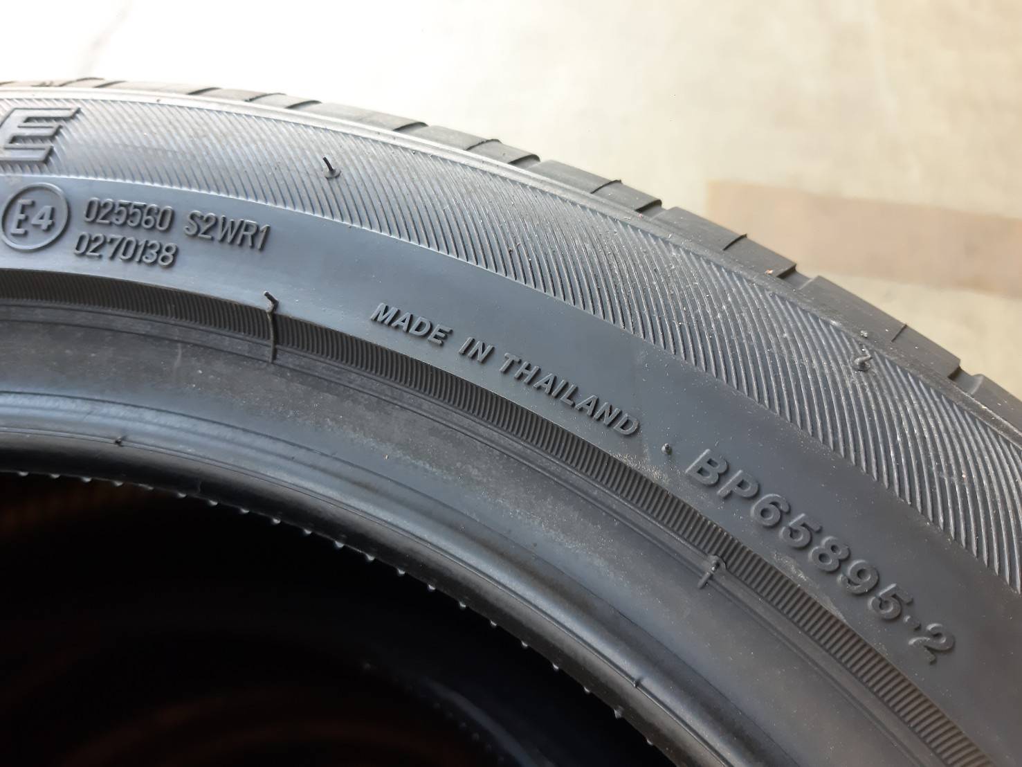 Bridgestone Potenza Adrenalin RE003 195/50R15 ยางใหม่ปี20 ราคาพิเศษ