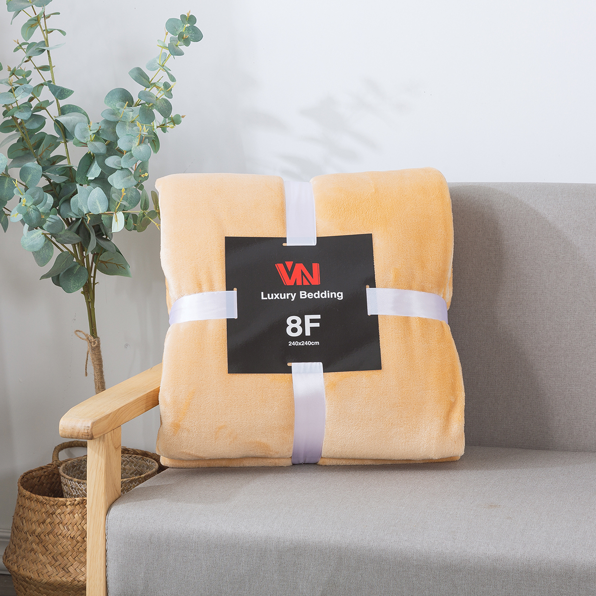 ผ้าห่มนาโน 8 ฟุตพรีเมี่ยมของแท้งานป้าย VN (12ผืนคละสี)