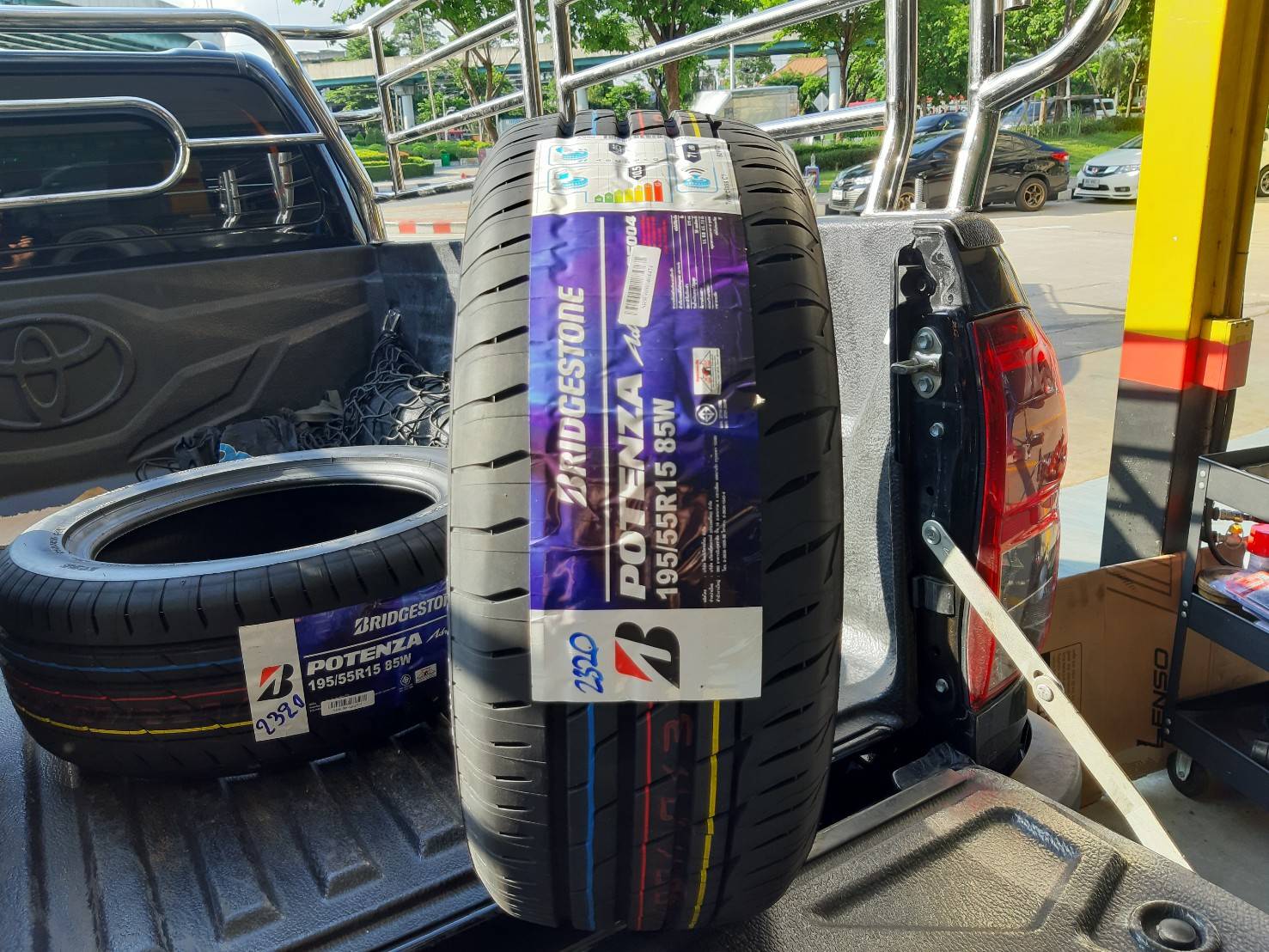 BRIDGESTONE POTENZA ADRENALI RE004 195/55R15 ยางใหม่ ราคาพิเศษ