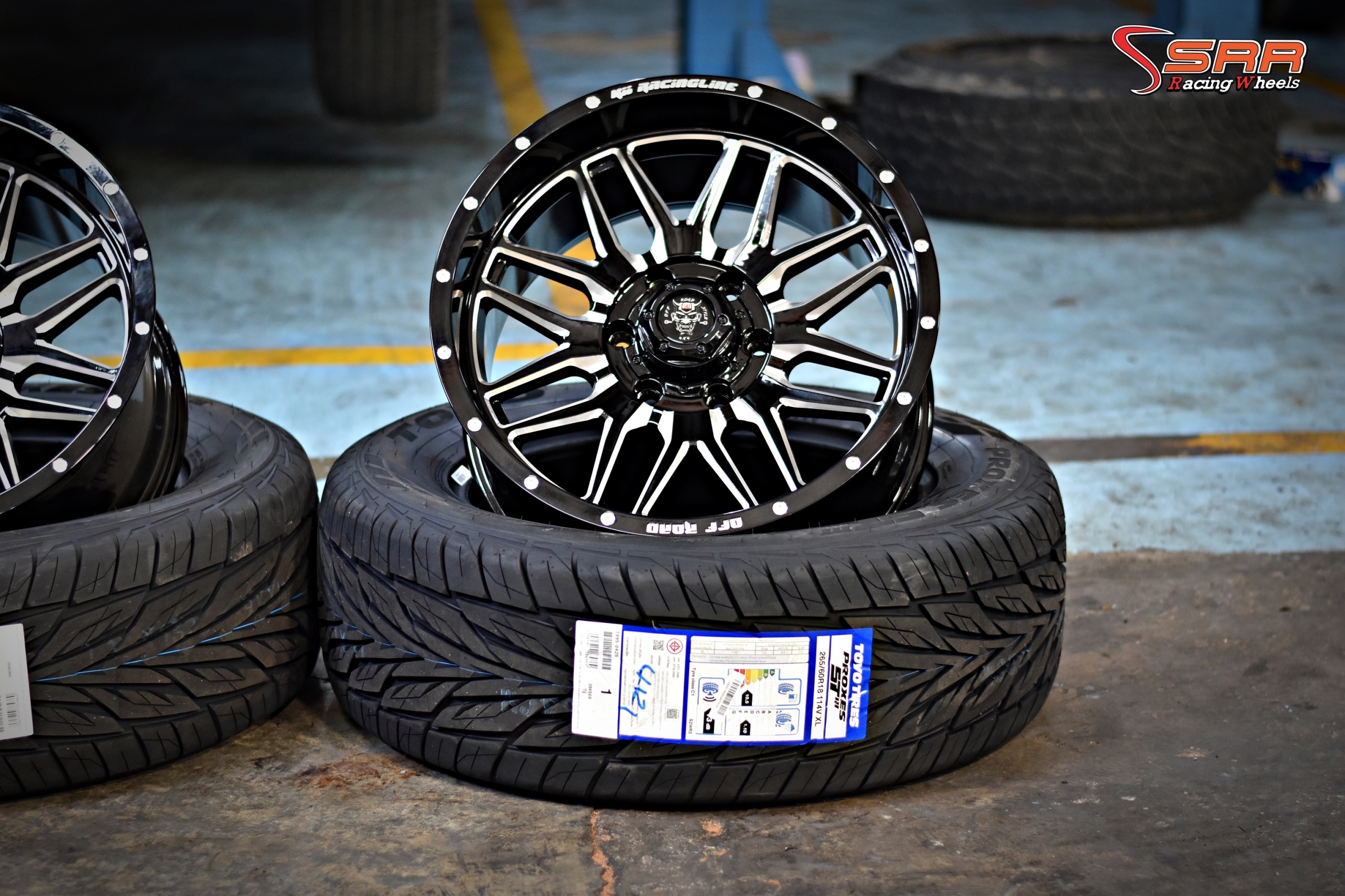 8040-MGW OFFROAD ขอบ18 6H139.7 ET0 BW ราคาพิเศษ