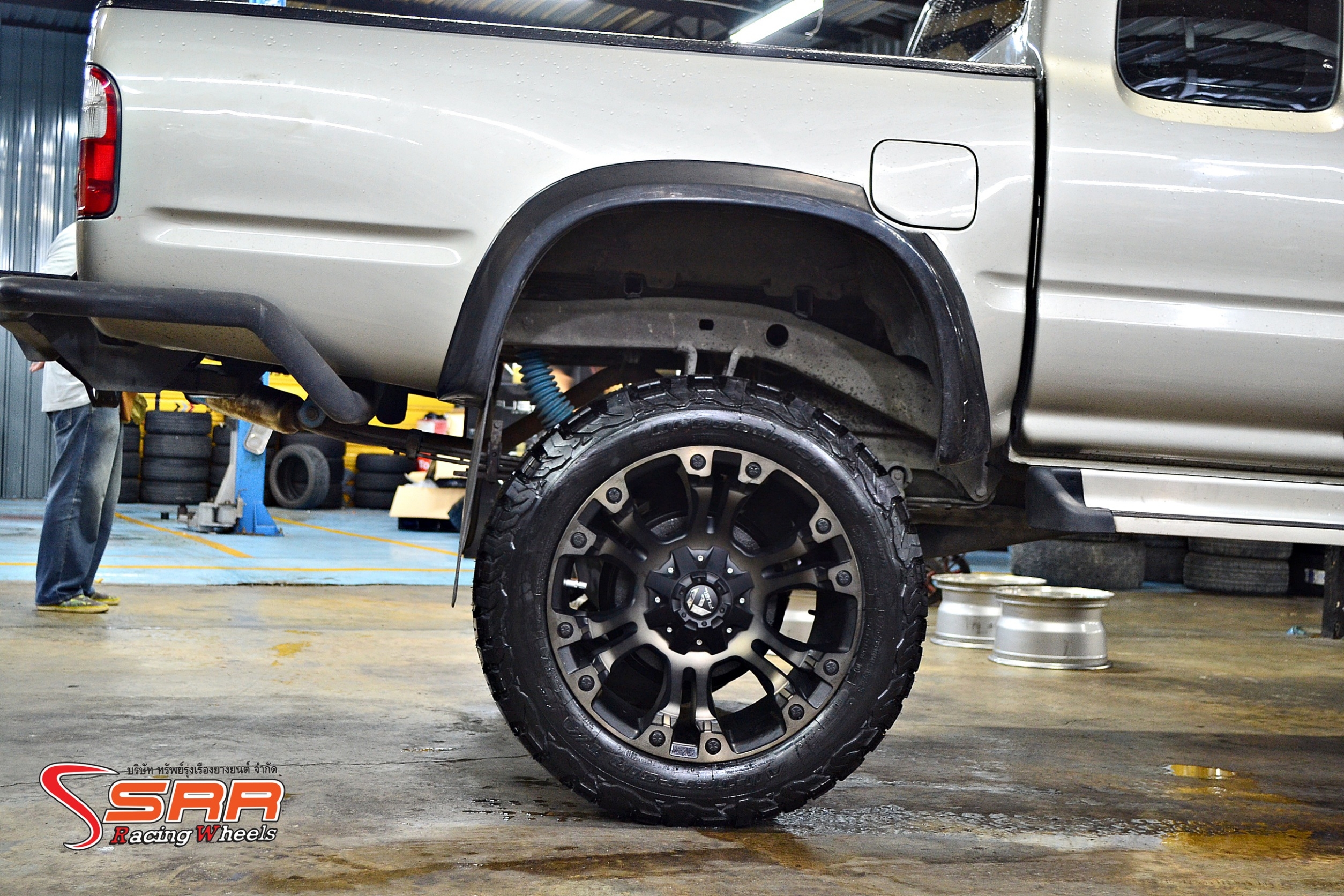 FUEL-VAPOR D569 ขอบ20 ET-18 MATTE BLACK MACHINED/TINT CLEAR