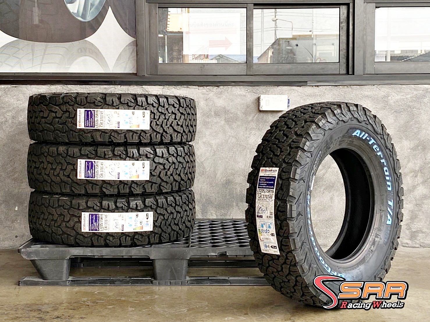 BFGoodrich All Terrain T/A KO2 225/75R16 ยางใหม่ ราคาพิเศษ