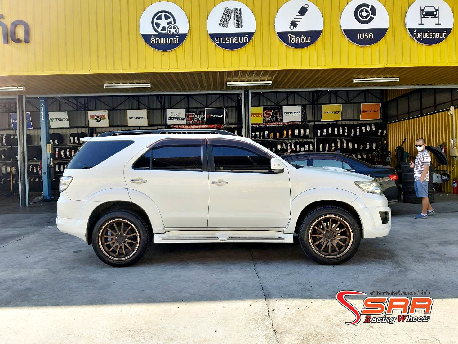 YOKOHAMA PARADA Spec-X 265/50R20 ยางใหม่ปี2021 ราคาพิเศษ