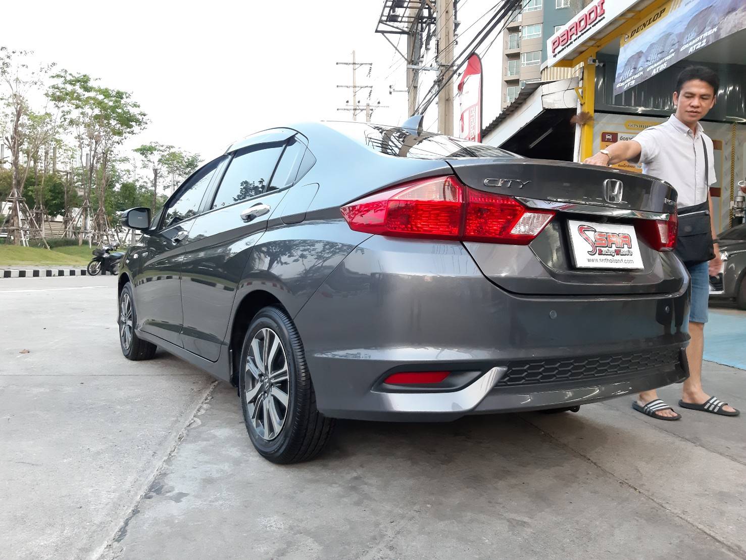 YOKOHAMA db decibel E70 185/60R15 ยางใหม่ปี20 ลดราคาพิเศษ