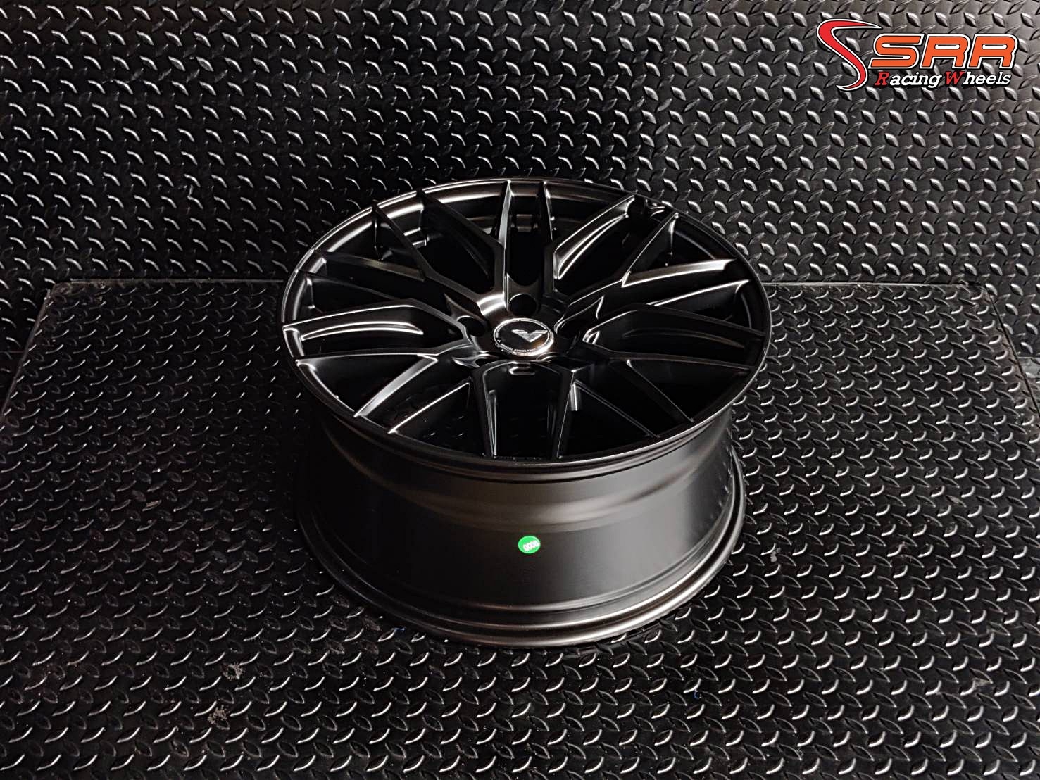 Vorsteiner V-FF 107 ขอบ18 5H113 ET38 MB มีจำหน่ายที่ร้านSRR
