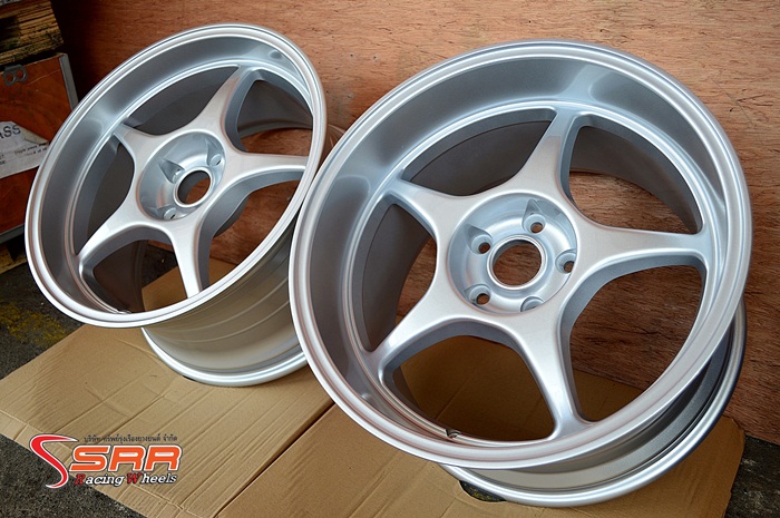 PRO-1 ขอบ18 หน้า9.5-หลัง10.5 ET25 สำหรับใส่รถกระบะ