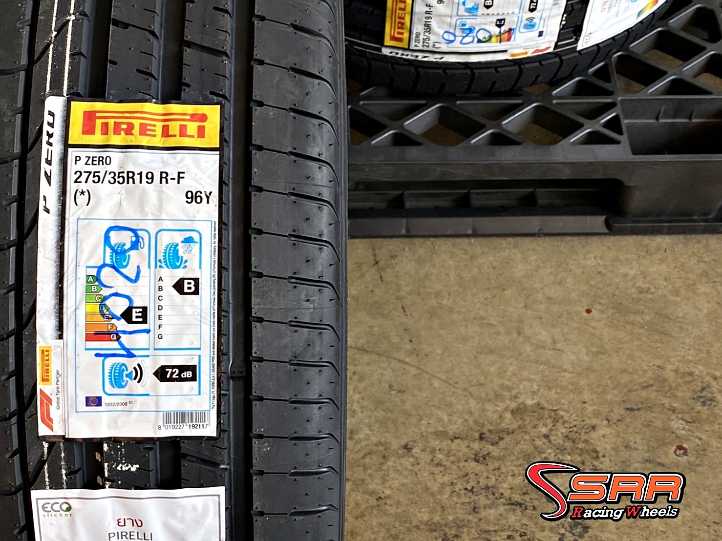 PIRELLI P ZERO R-F 275/35R19 ยางรันแฟลต GERMANY ราคาพิเศษ