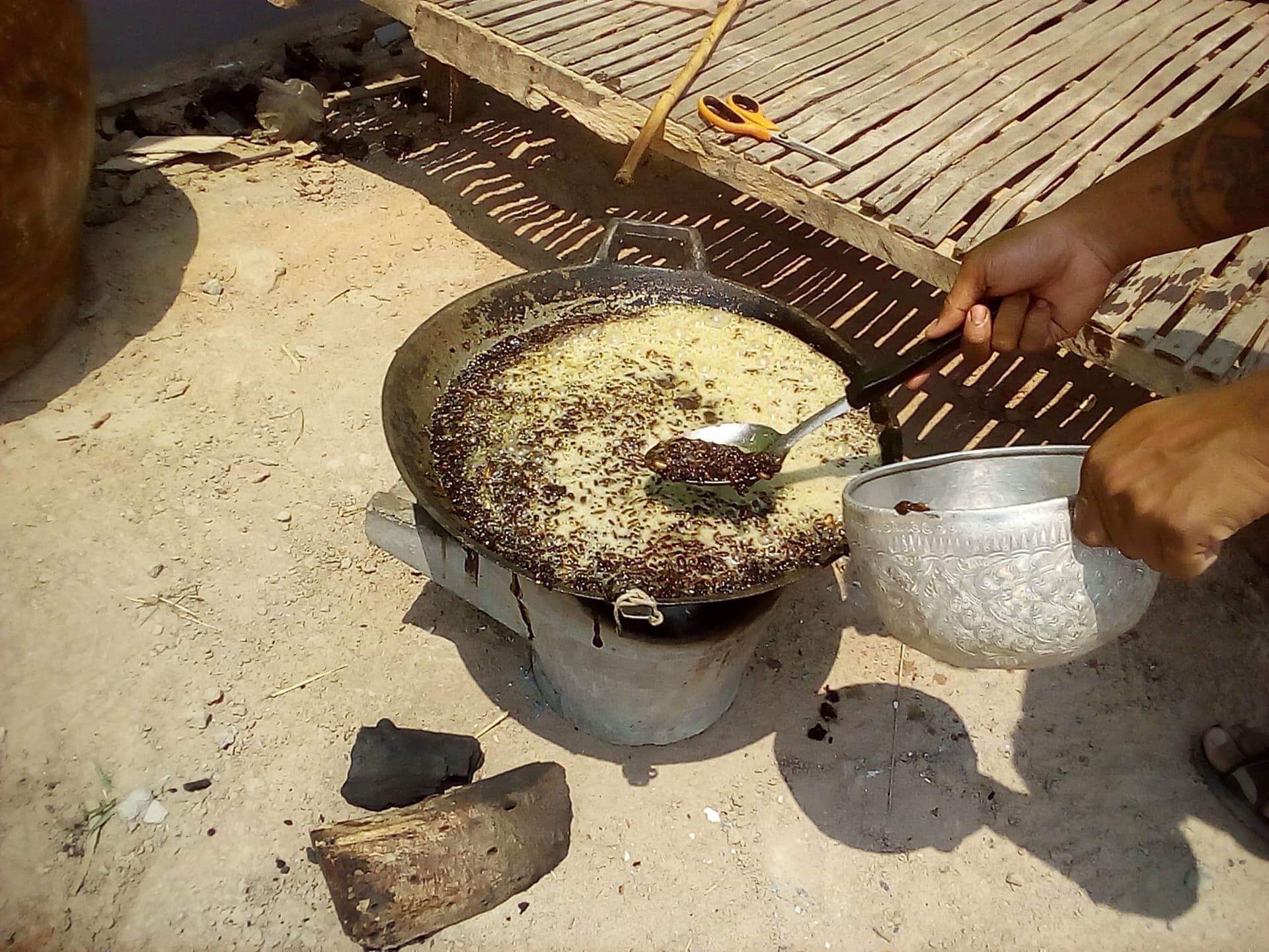 สีผึ้งพรายงูกุเลน อาจารย์เขมร (FL)