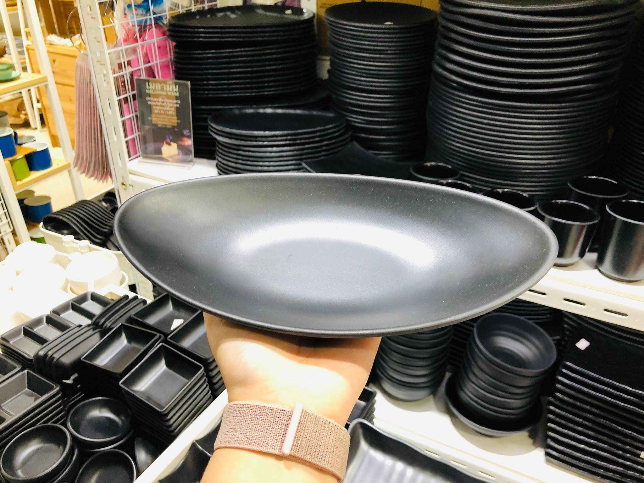 จานเปล จานเมลามีน จานสีดำ อย่างดี ราคาต่อใบ