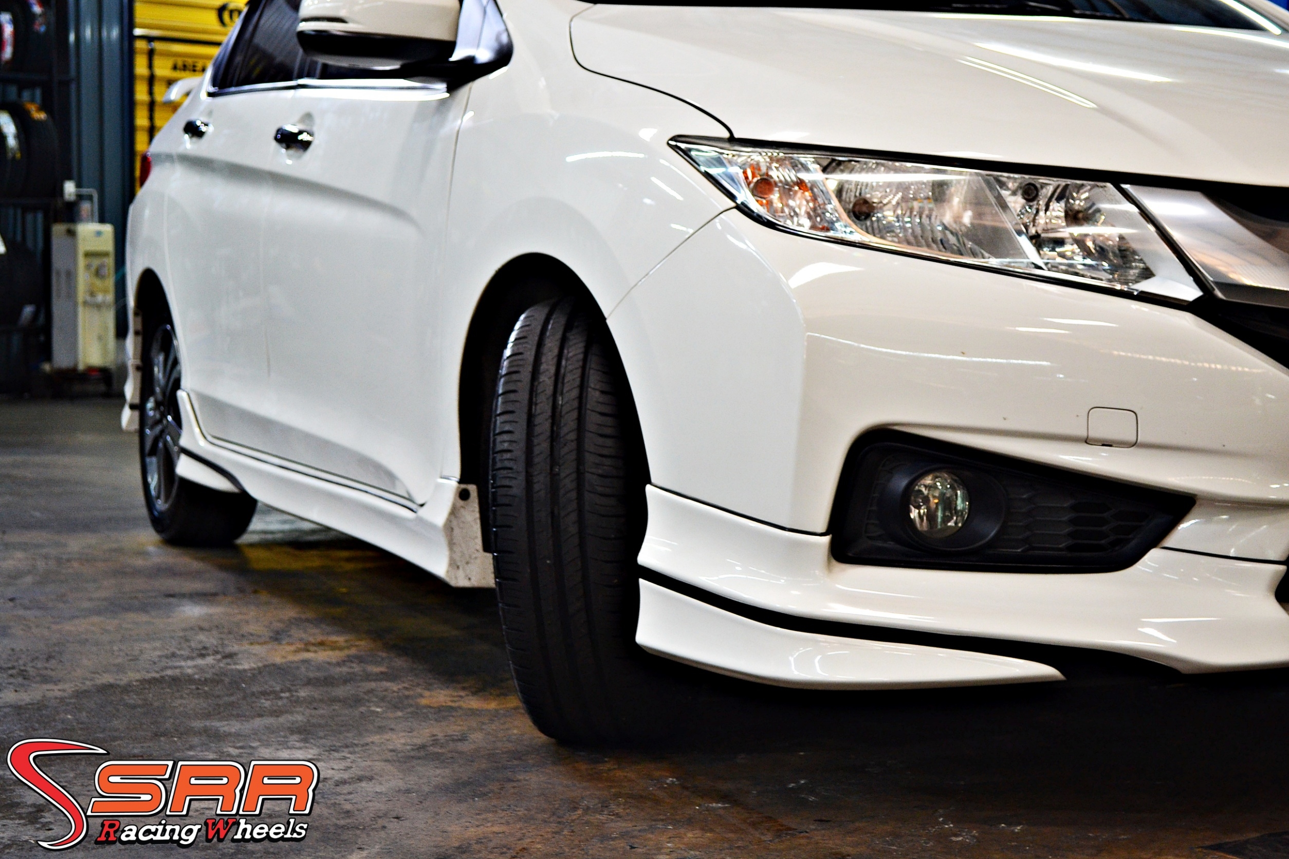 DUNLOP ENASAVE EC300+ 185/55R16 ราคาพิเศษ เส้นละ 2,500 บาท