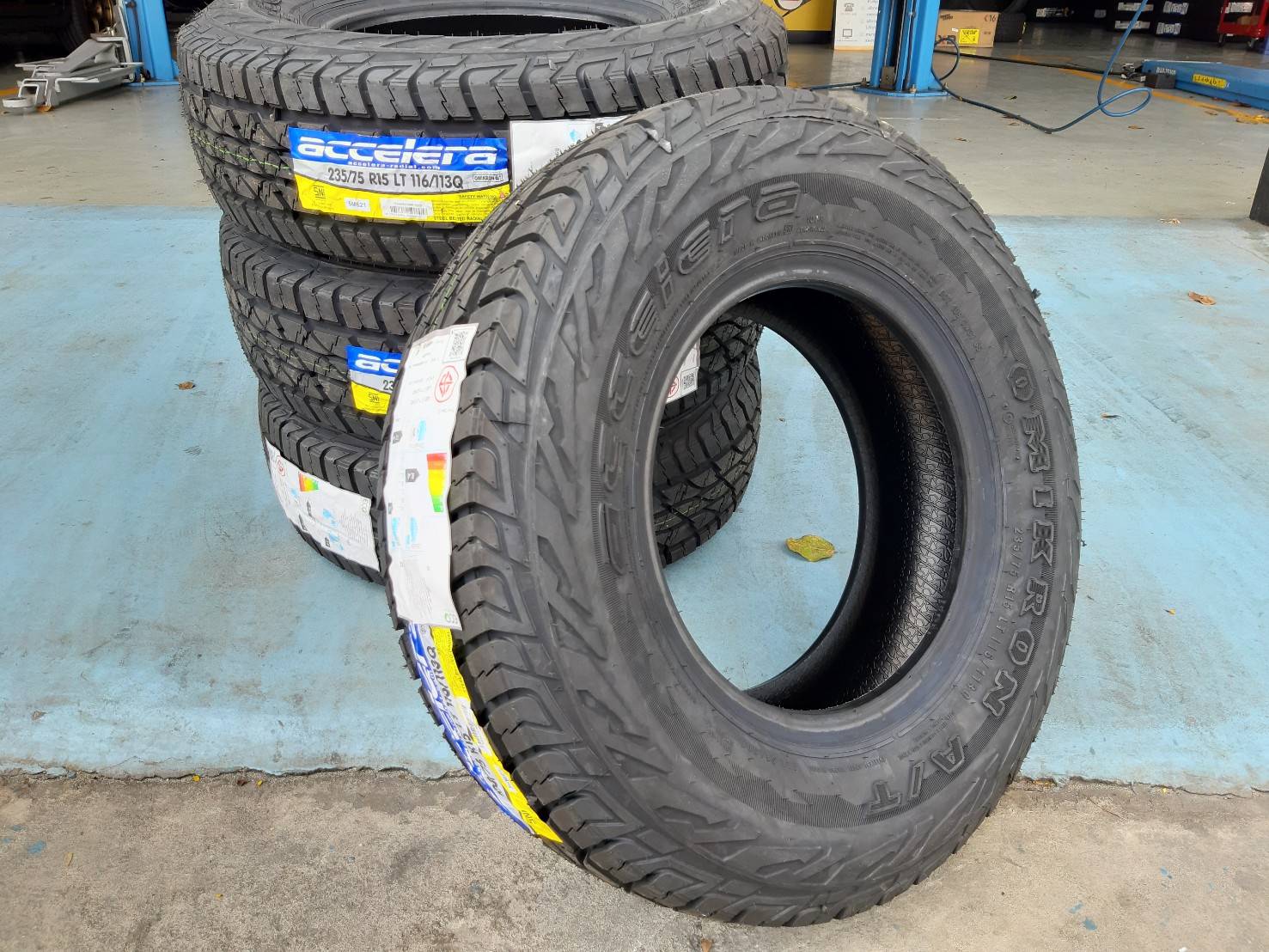 ACCELERA OMIKRON A/T 235/75R15 ยางปี2020 ราคาพิเศษ