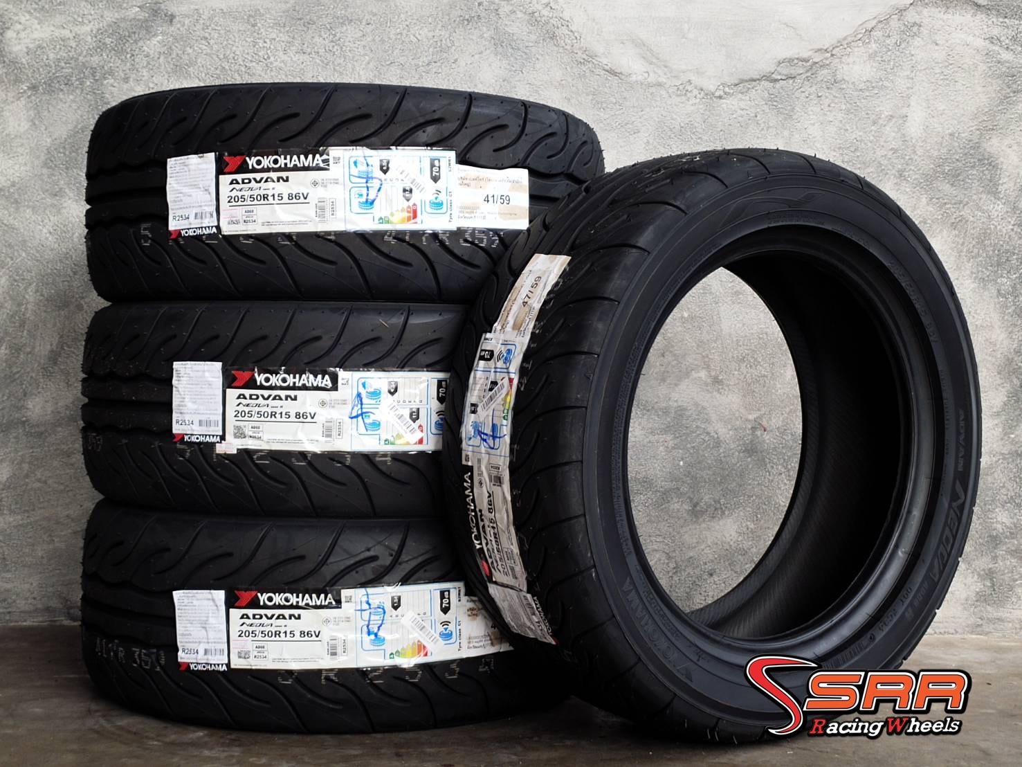 YOKOHAMA AD08R 205/50R15 ยางใหม่ปี2021 ราคาพิเศษ