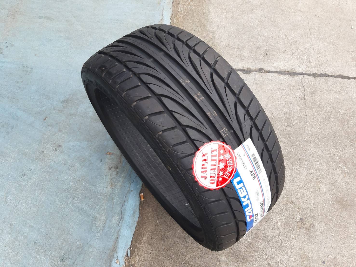 FALKEN FK452 245/35ZR20 ยางใหม่ปี19 ลดราคาพิเศษ