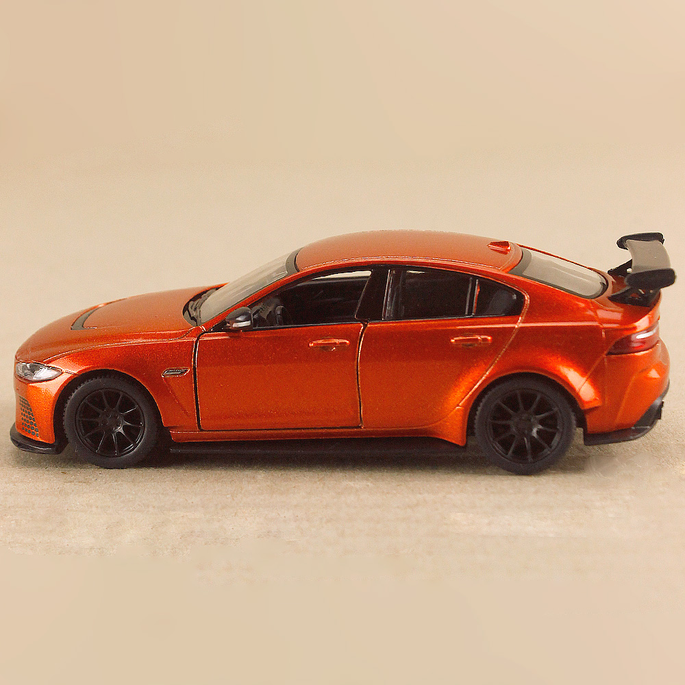 Jaguar XE SV Project 8 Scale 1:38 โมเดลรถเหล็ก (ปลีก-ส่ง)