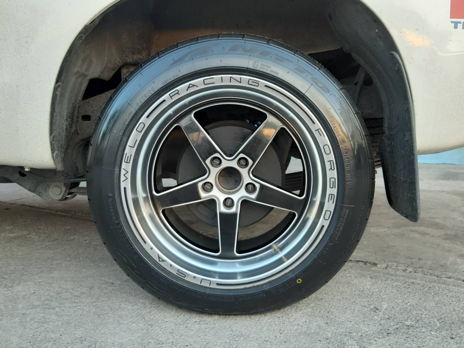 NITTO NT420S 255/50R18 ยางญี่ปุ่น ปี20 ราคาพิเศษ