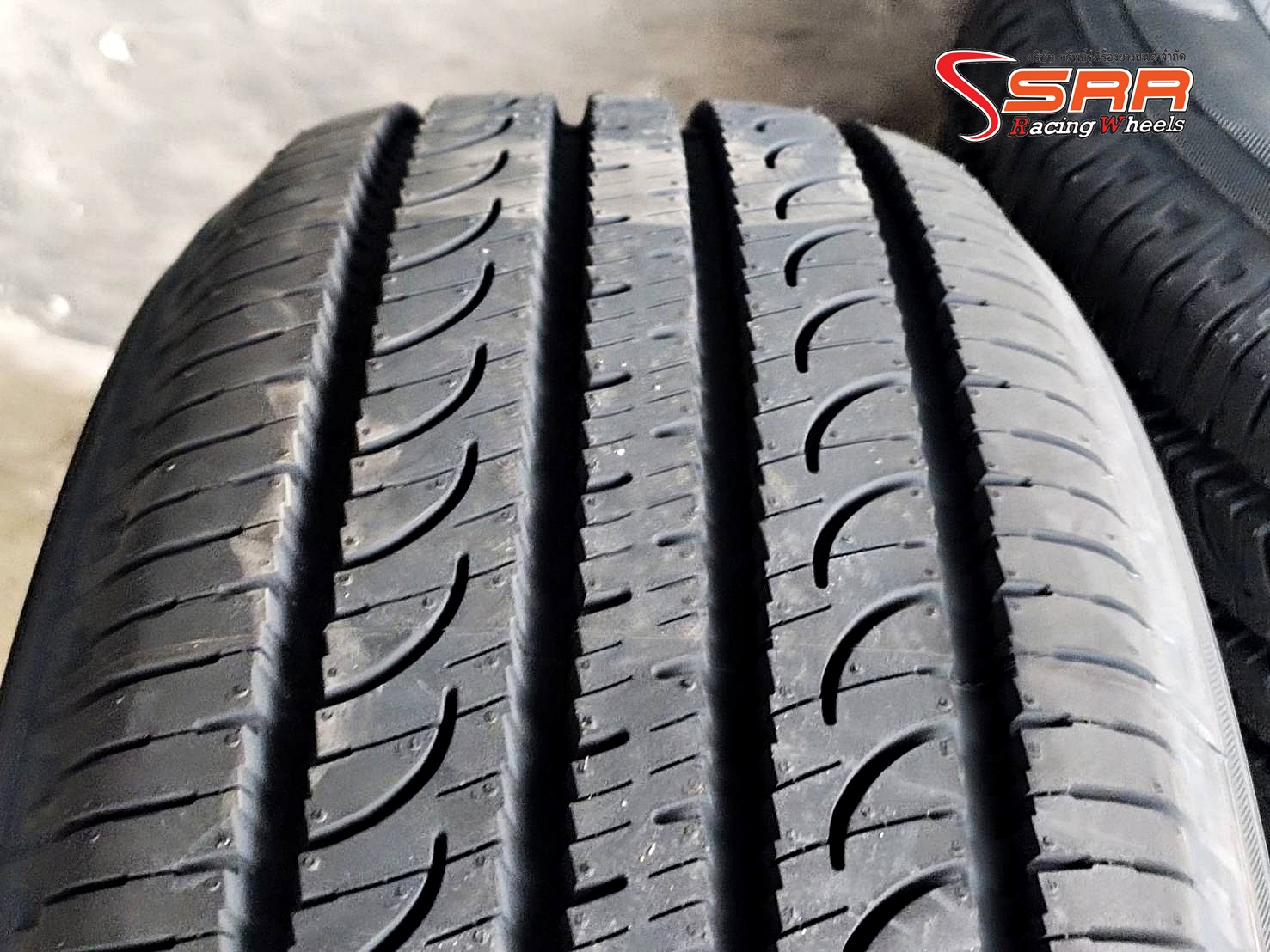 YOKOHAMA GEOLANDAR SUV G055 225/60R18 ยางเข้าใหม่ ราคาพิเศษ