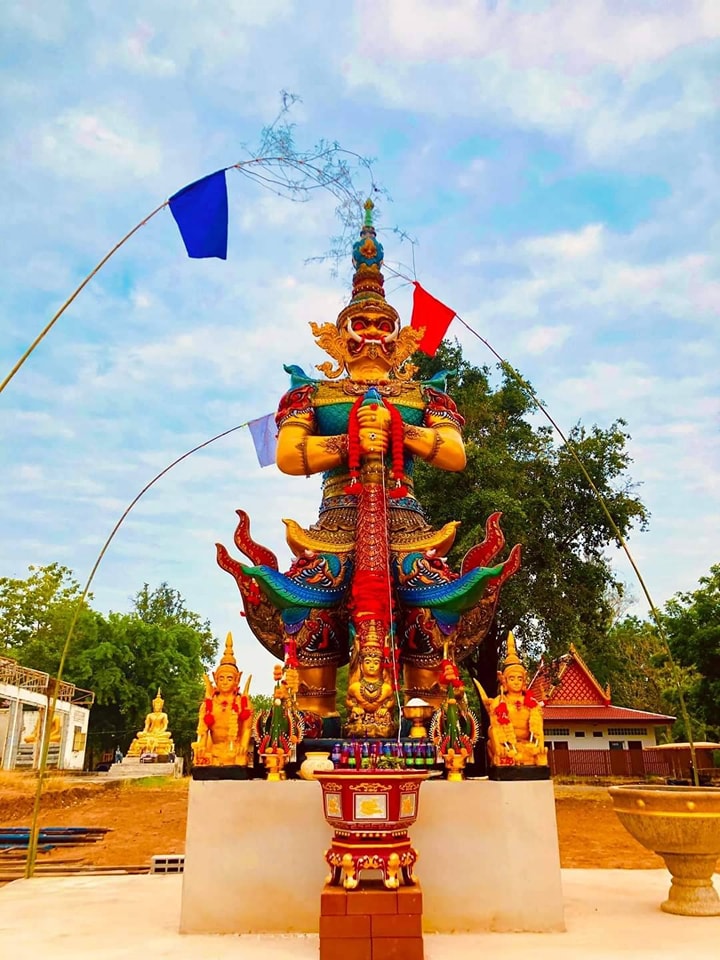 จำหน่ายรูปปั้นปู่เวสสุวรรณ