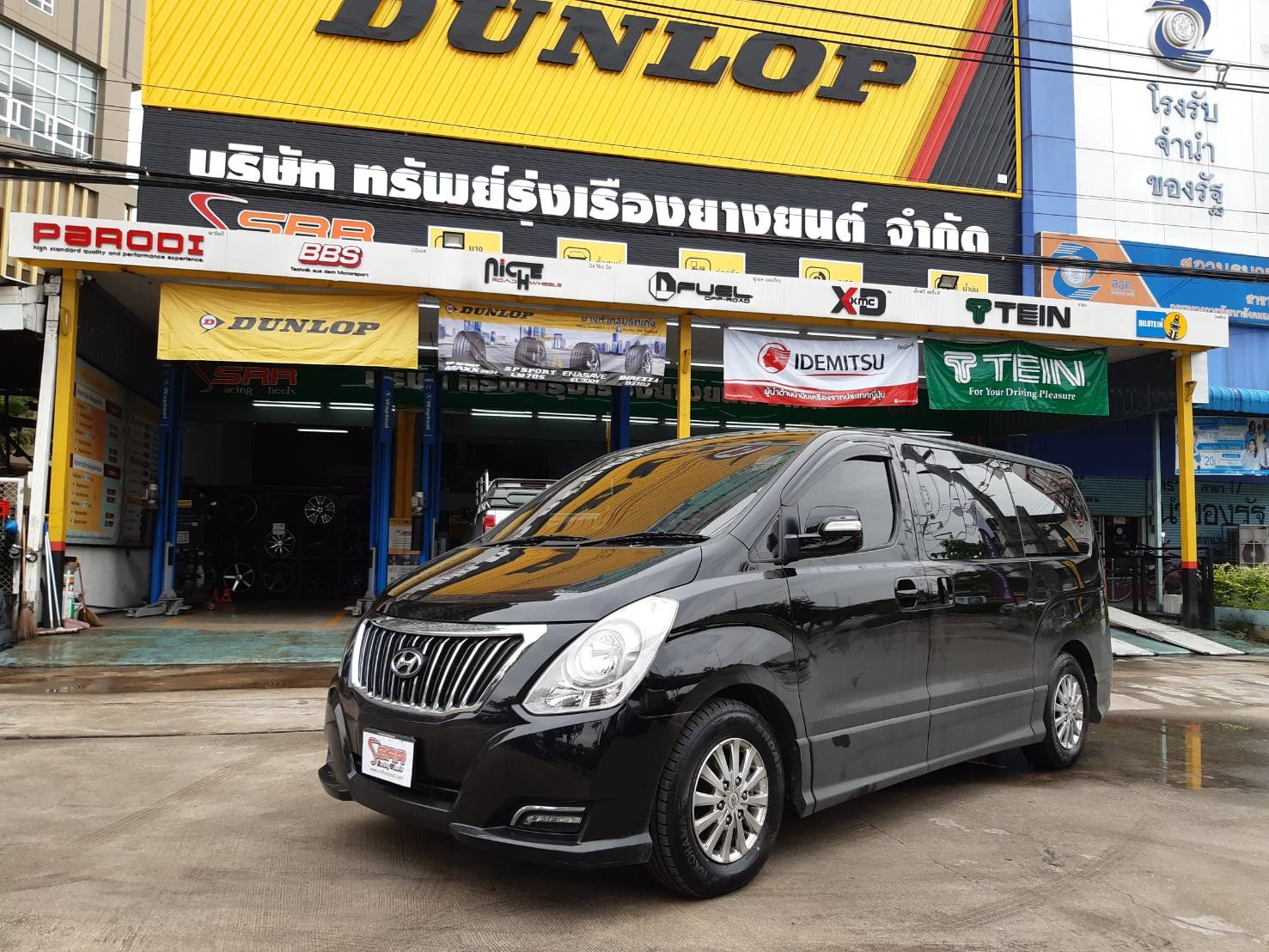 YOKOHAMA GEOLANDAR CV G058 215/70R16 ยางใหม่ ราคาพิเศษ