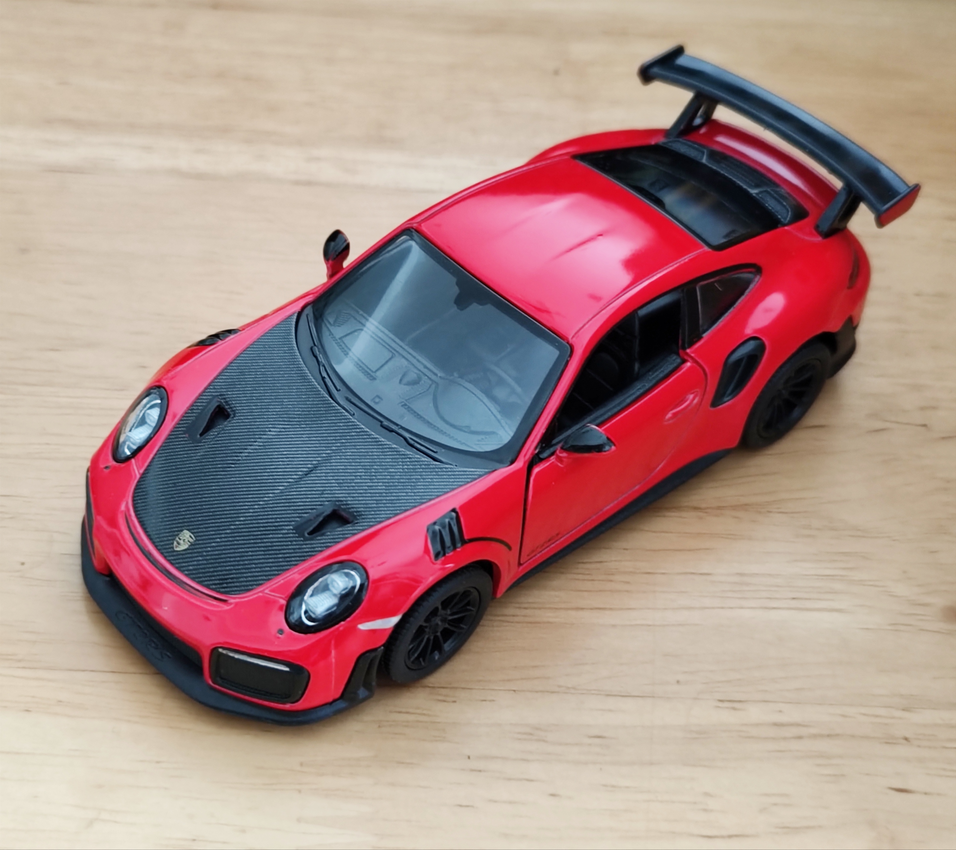 Porsche 911 GT2 RS โมเดลรถเหล็ก (ปลีก-ส่ง)