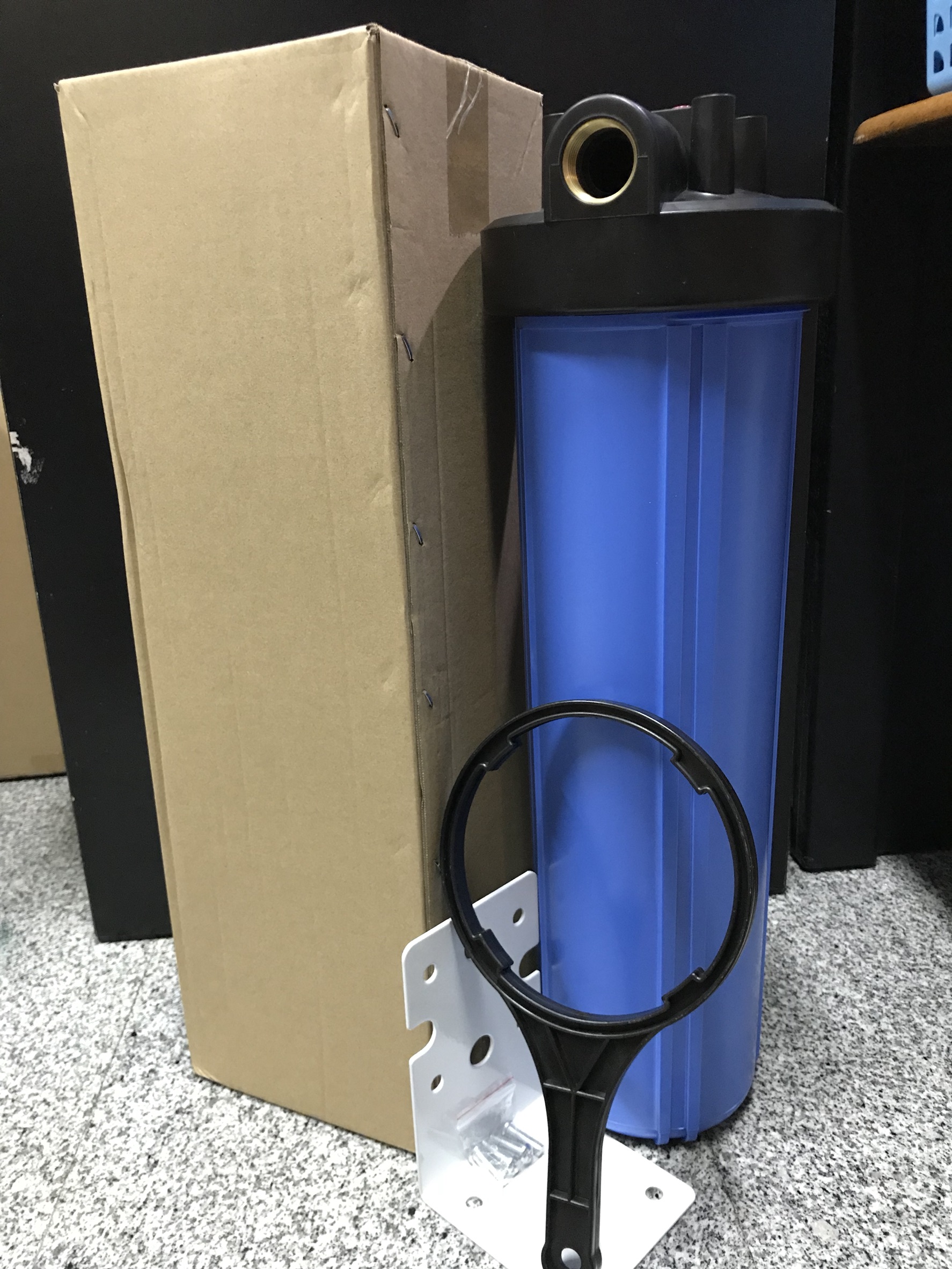 กระบอกกรองน้ำ Housing Big Blue ฟ้า-ทึบ 20 นิ้ว รูเกลียวทองเหลือง 1 นิ้ว 1 โอริง(ครบชุดไม่รวมไส้กรอง) ชิ้น/ลัง