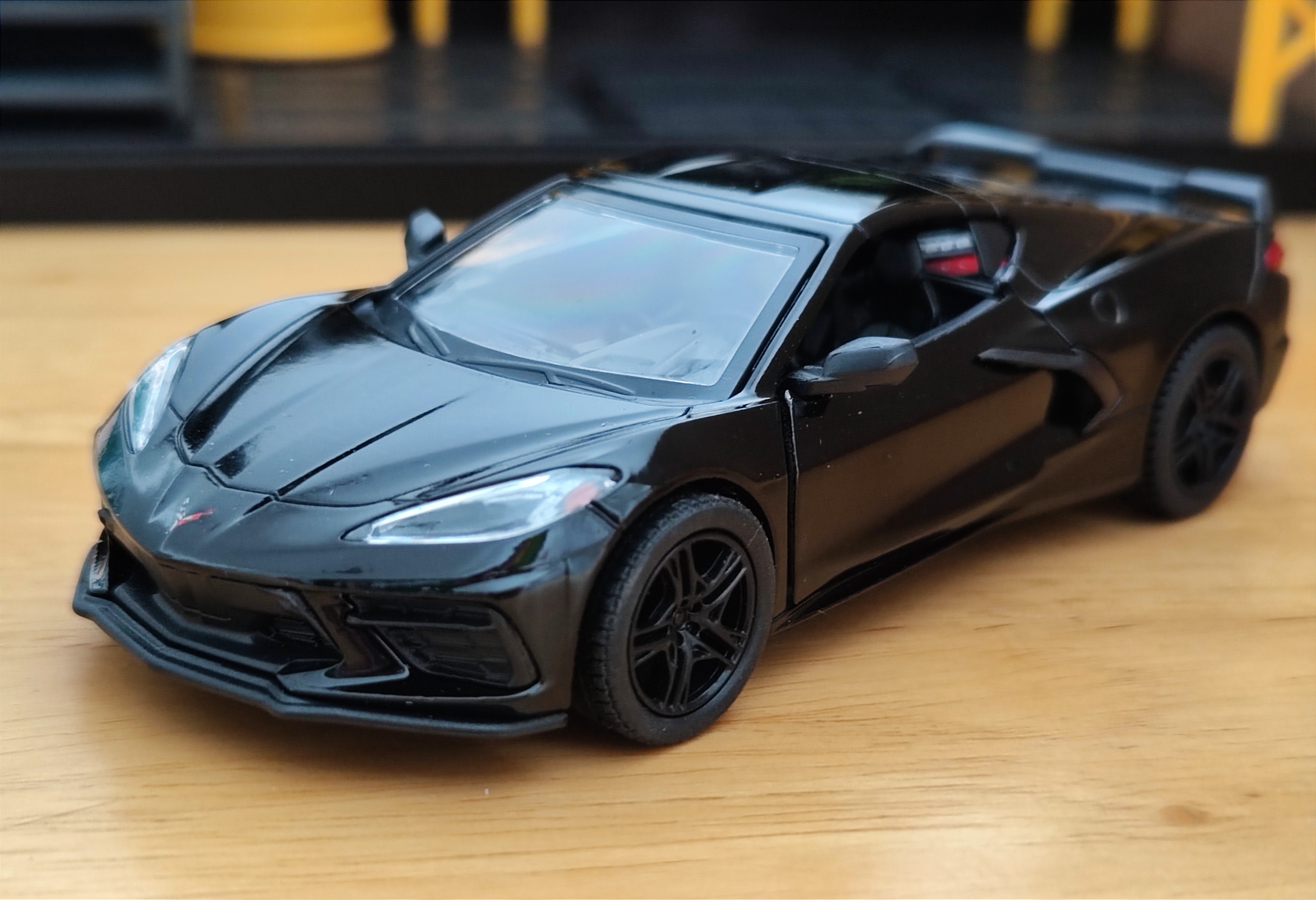 2021 Corvette โมเดลรถเหล็ก (ปลีก-ส่ง)