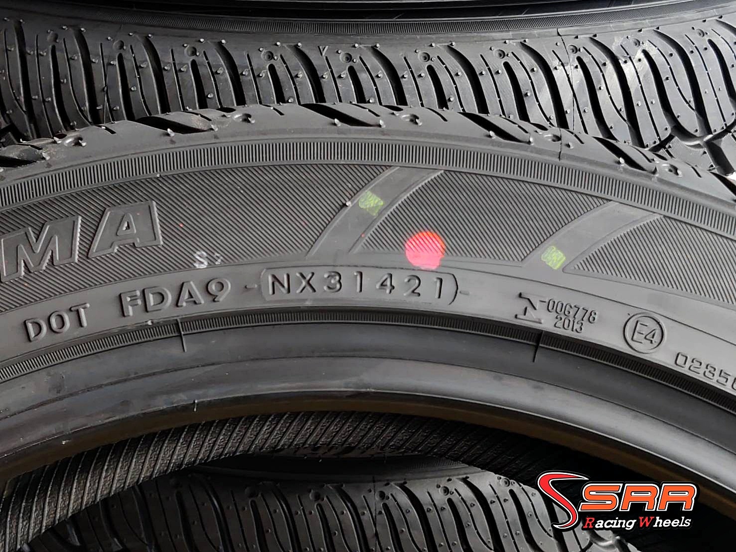 YOKOHAMA PARADA Spec-X 255/45R20 ยางใหม่ปี2021 ราคาพิเศษ