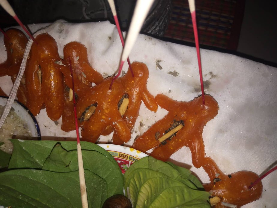 หุ่นเสน่ห์ยาแฝดเรียกคู่ อาจารย์เขมร