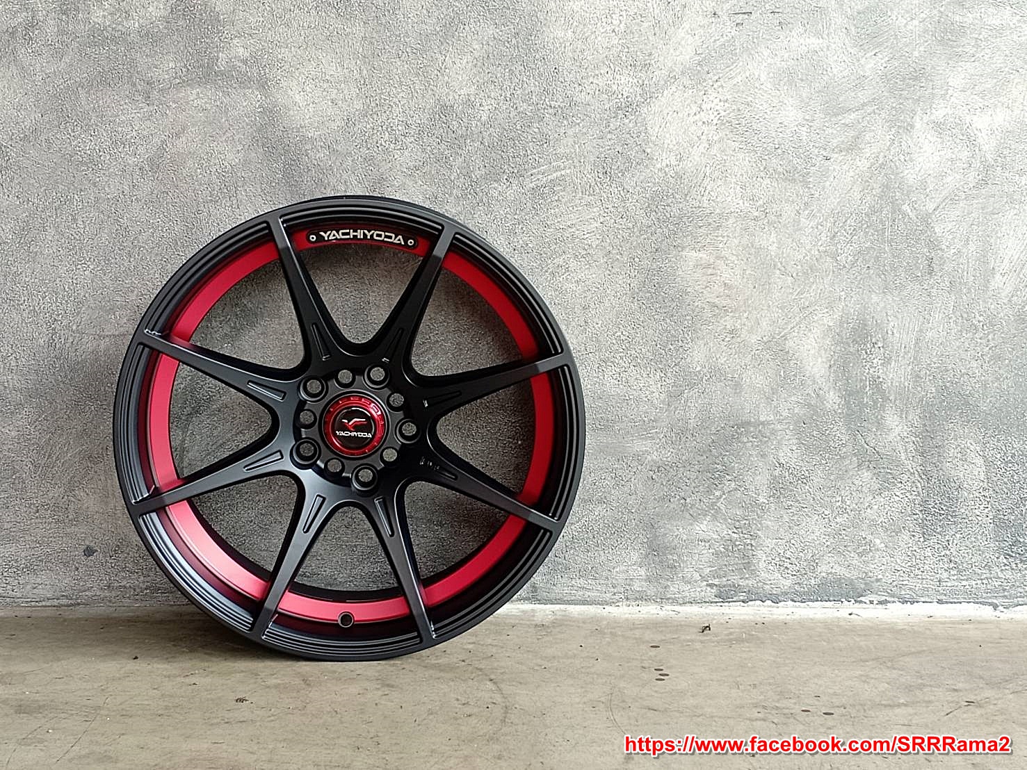 LW-01X YACHIYODA ขอบ17 ET30 10H100/114.3 สีดำด้านท้องแดง