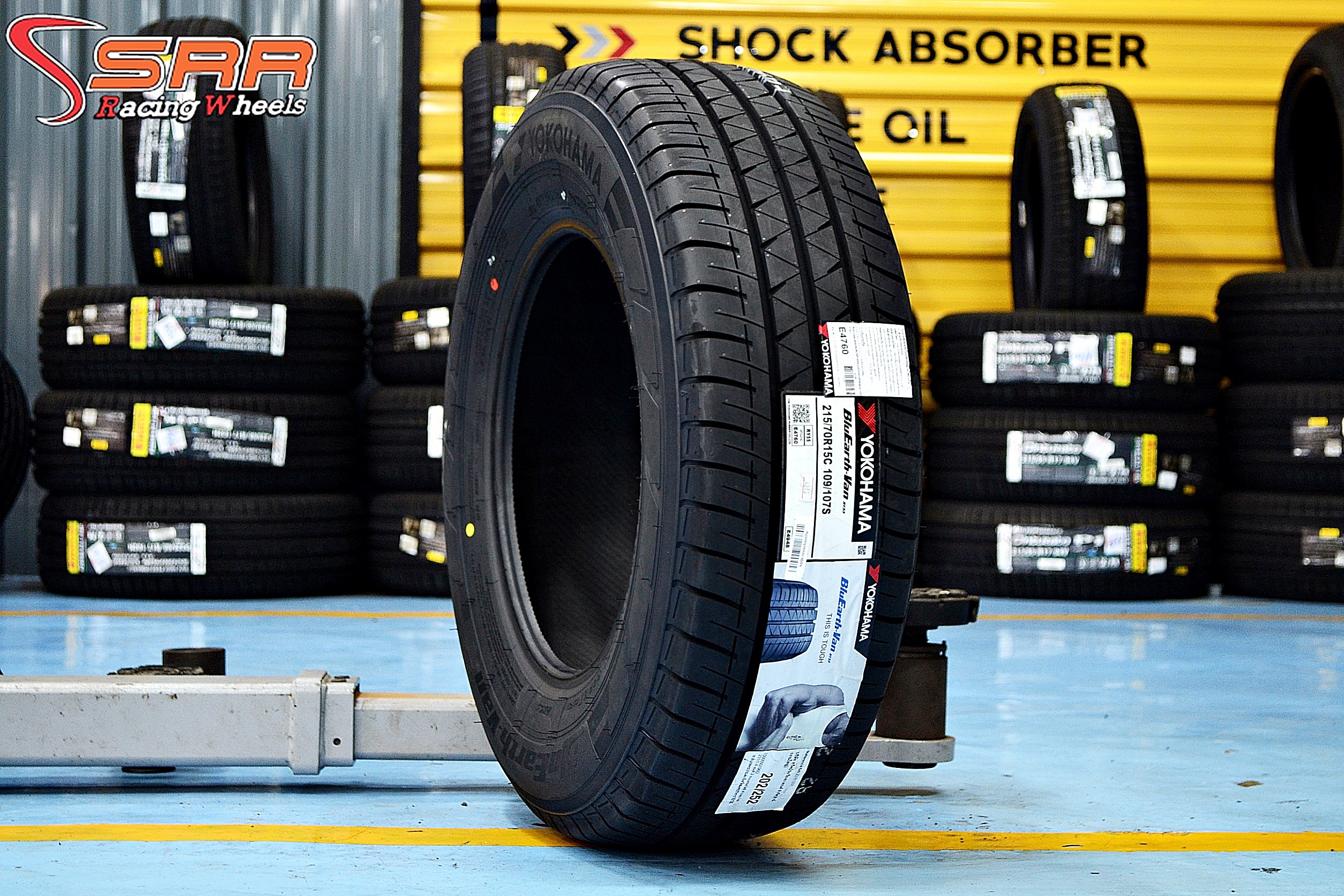 YOKOHAMA BluEarth-VAN RY55 215/70R15 ยางสำหรับรถตู้และรถปิคอัพ