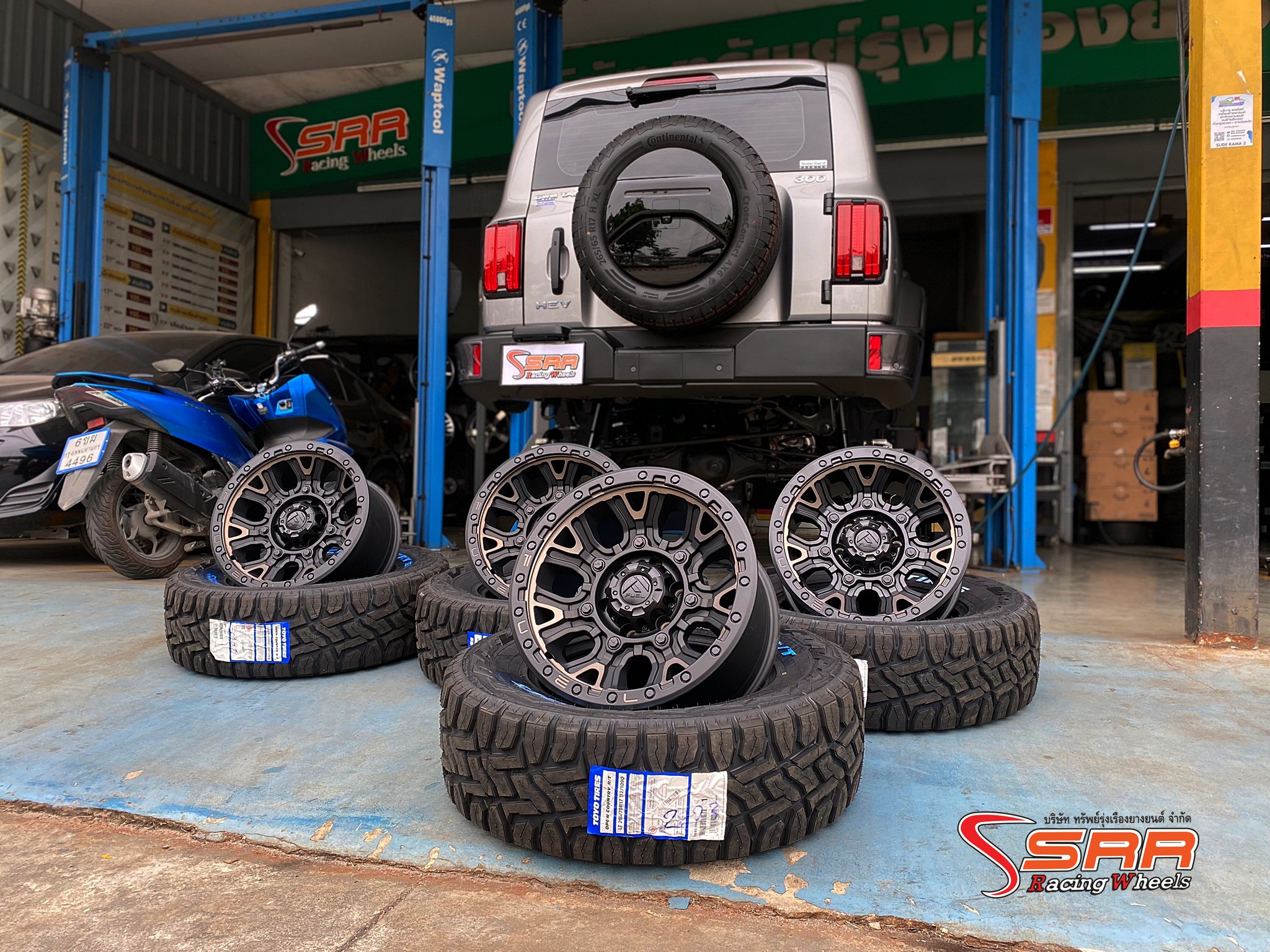 FUEL TRACTION ขอบ17 6x139.7 ET1 MATTE BLACK / DDT ราคาพิเศษ