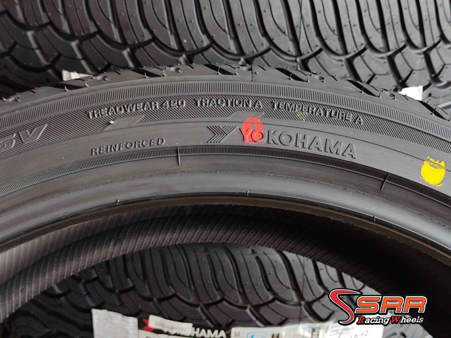 YOKOHAMA PARADA Spec-X 285/35R22 ยางใหม่ปี2021 ราคาพิเศษ