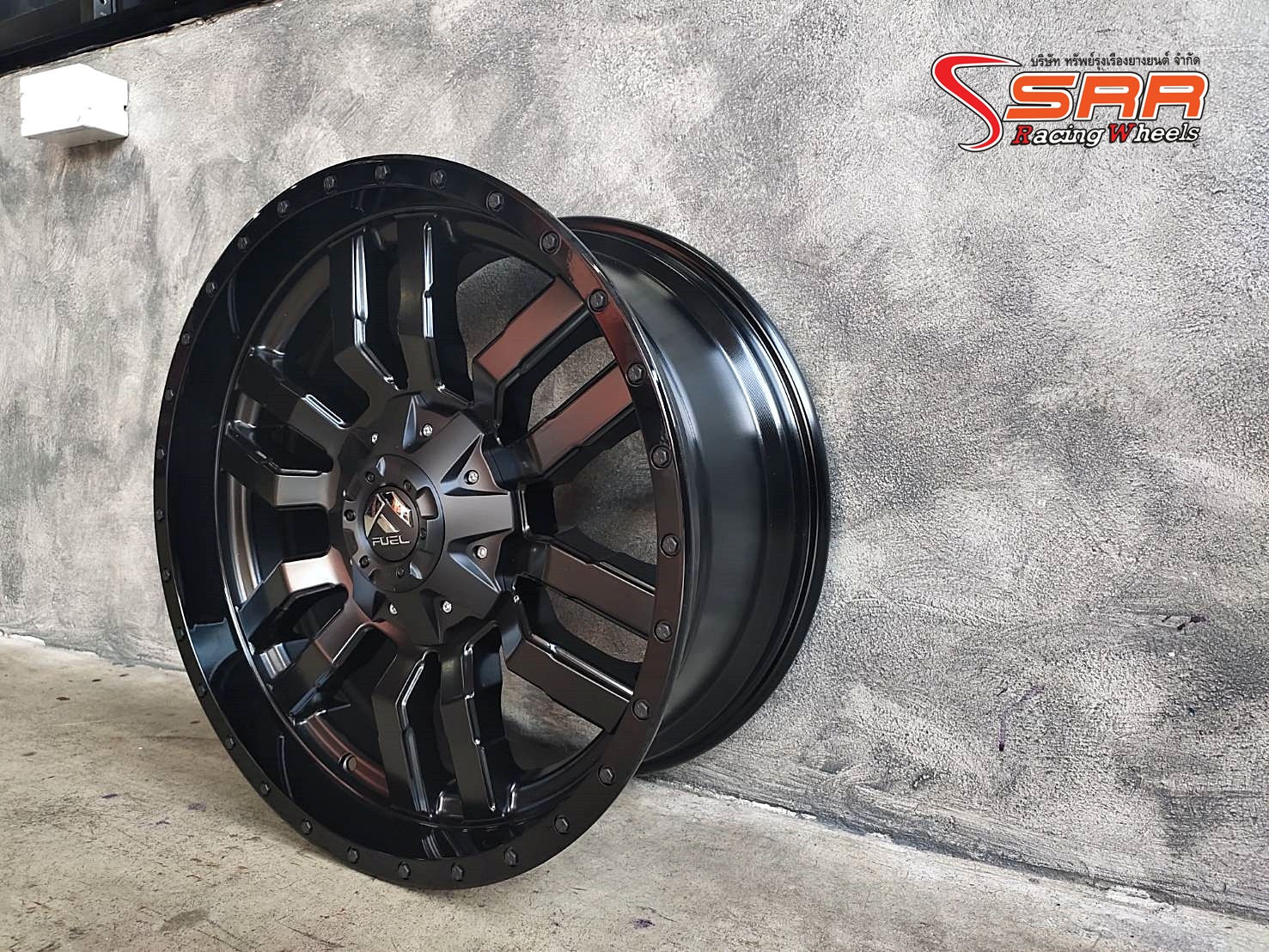 FUEL SLEDGE D596 ขอบ20x9 ET20 6x135/6x139.7 TWO-TONE BLACK