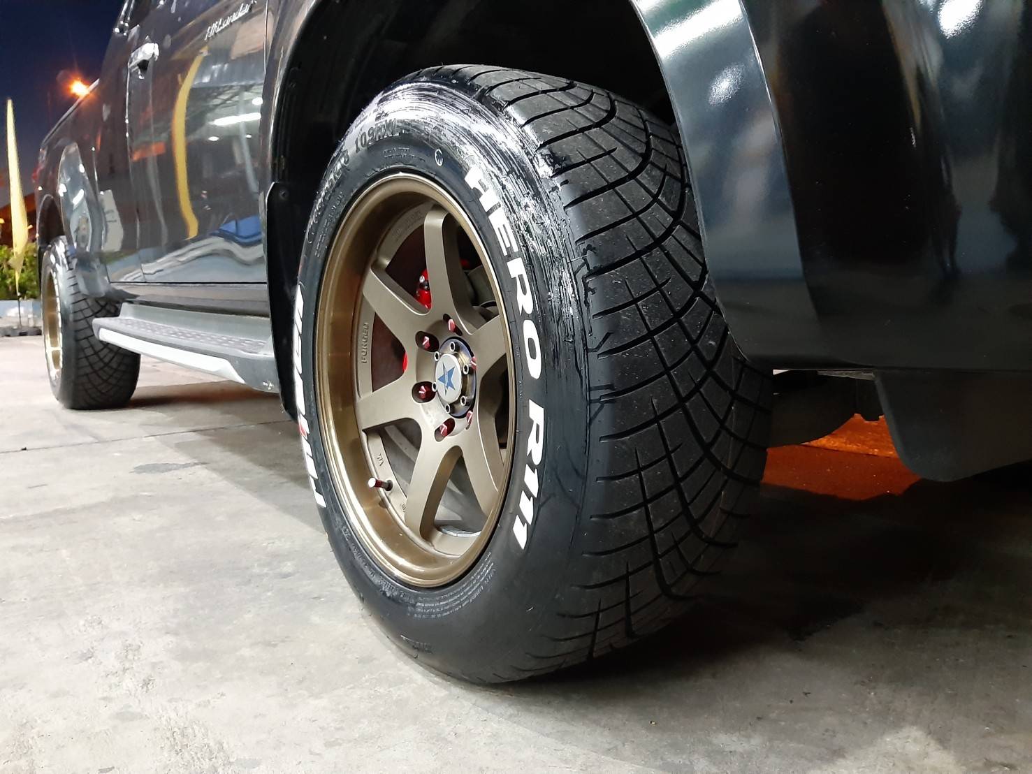 RAIDEN HERO R111 ยางขอบขาว 265/55R18 ยางปี19 ราคาพิเศษ