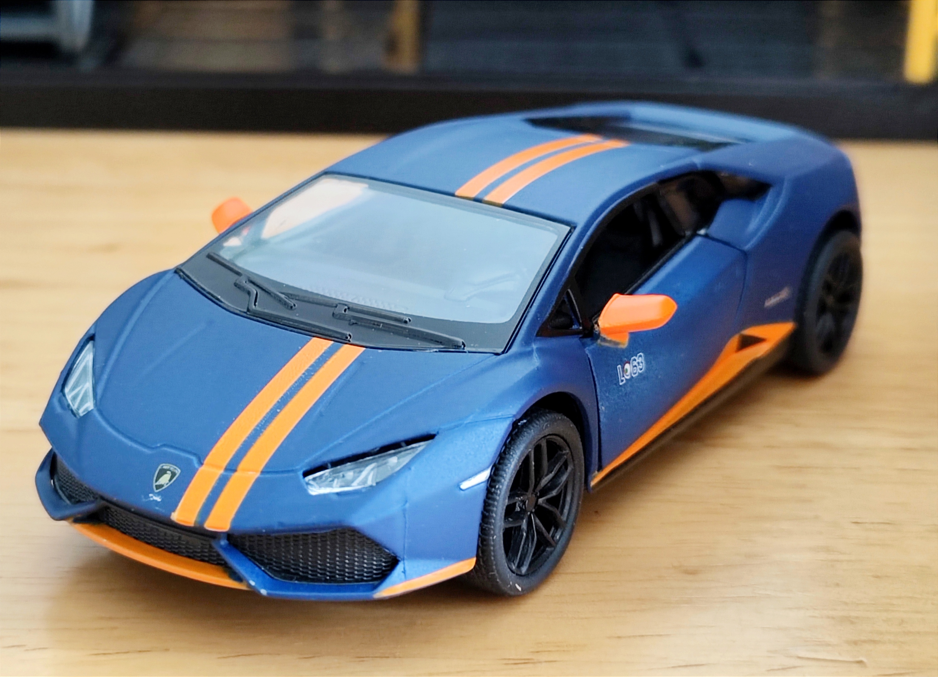 Lamborghini Huracan LP610-4 Avio Scale 1:36 โมเดลรถเหล็ก (ปลีก-ส่ง)