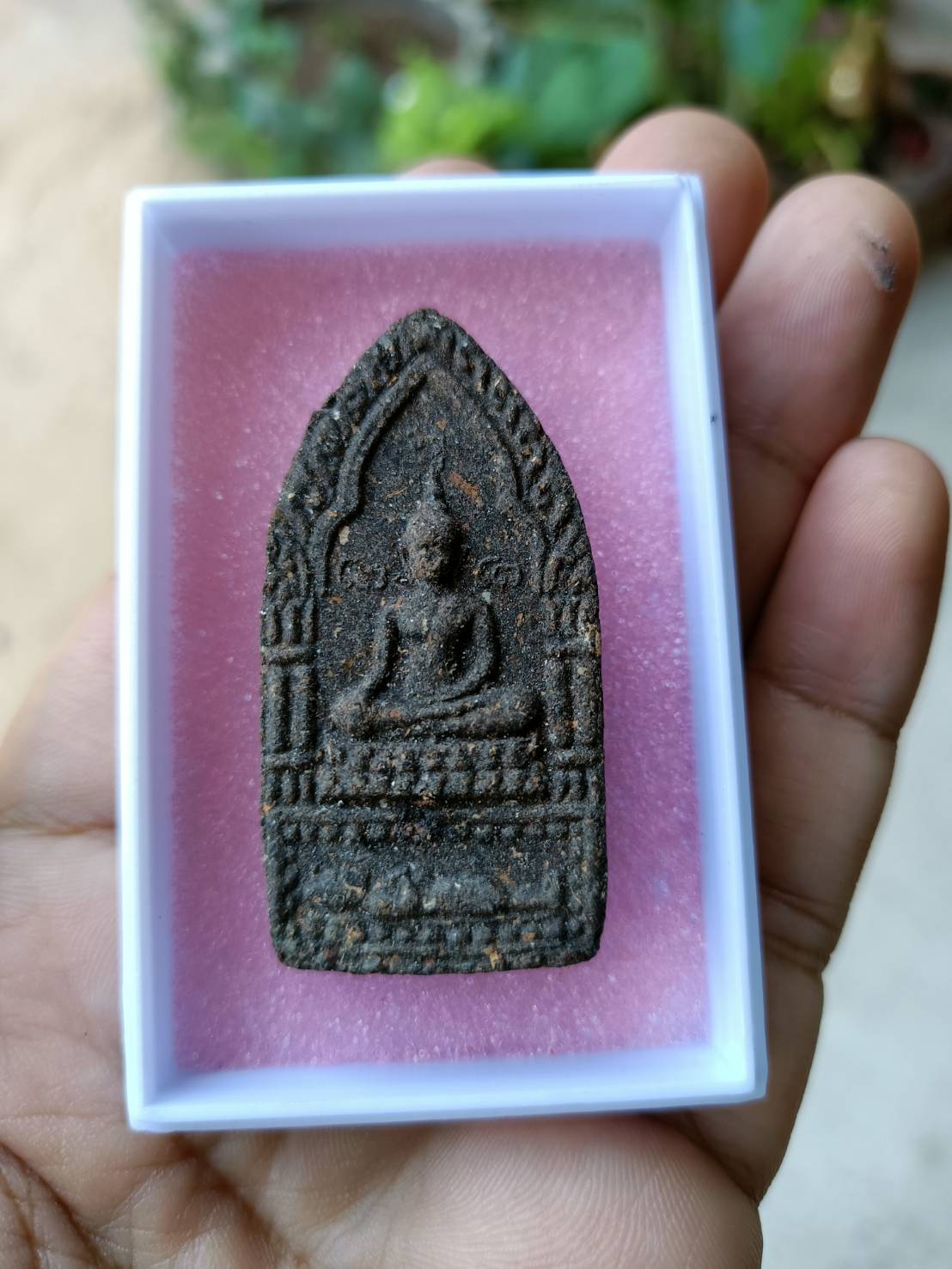 ขุนแผนสะกดทัพเนื้อสีผึ้งดิน 7 ป่าช้าด้านหลังฝังตะกรุดสาริกาดอกใหญ่อาจารย์เปล่งบุญยืนจอมขมังเวทย์แห่งอีสานใต้