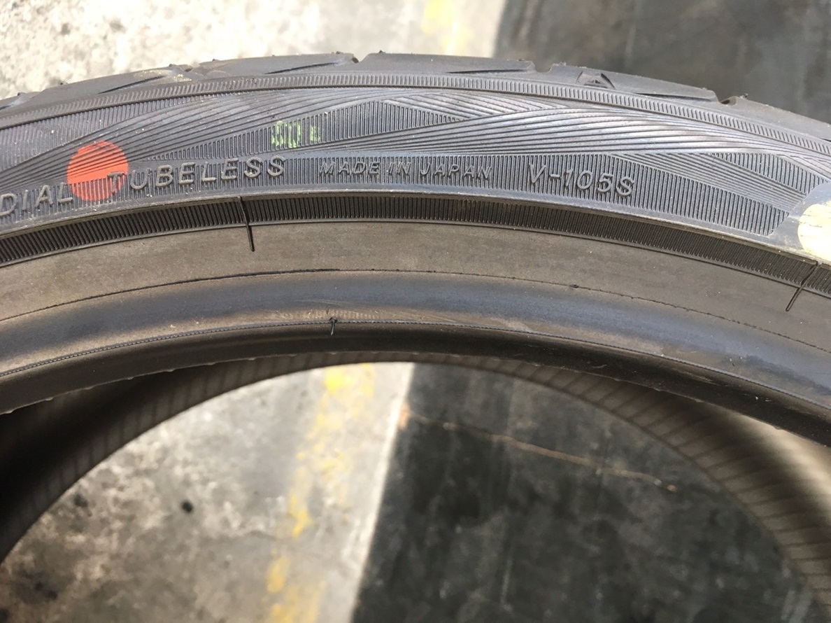 YOKOHAMA ADVAN SPORT V105 255/30ZR20