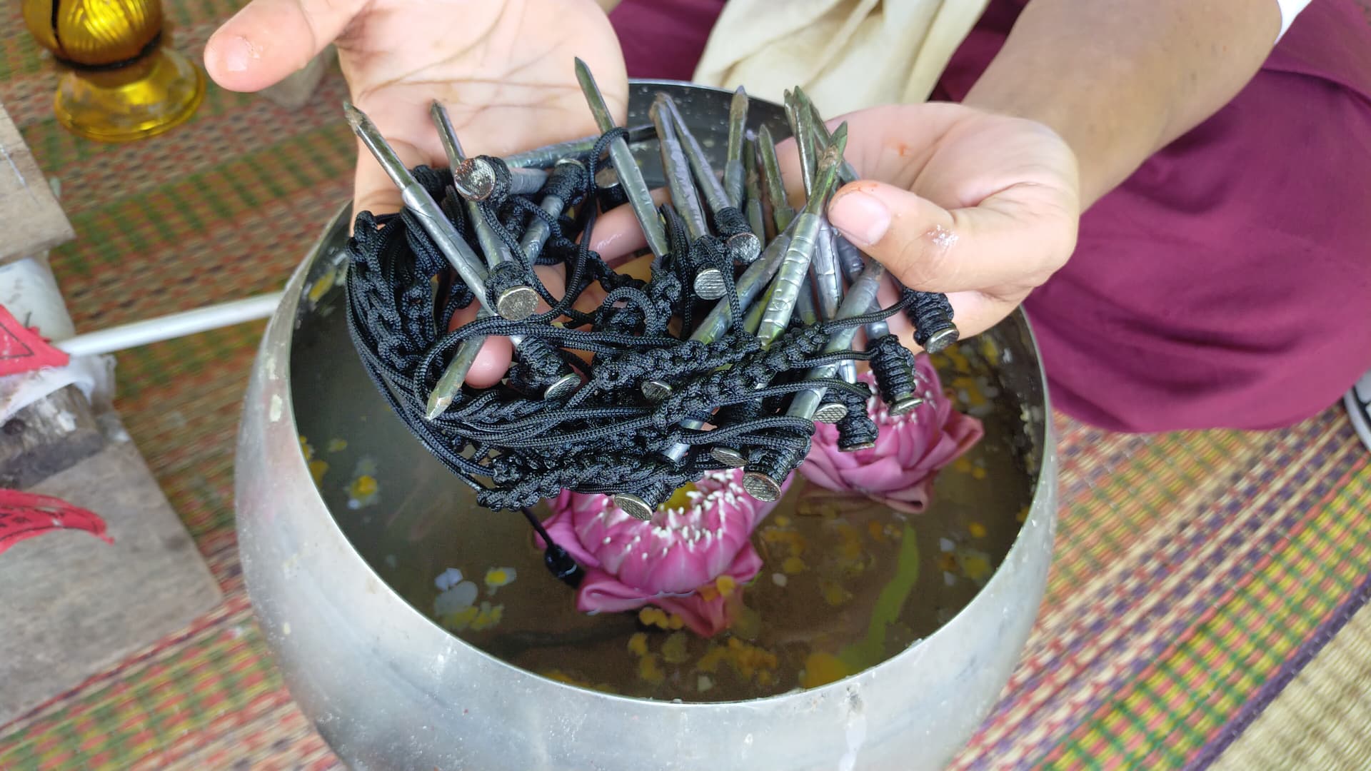 ตะปูตอกภูมิ (กันคนรักนอกใจ) อาจารย์เขมร FLT