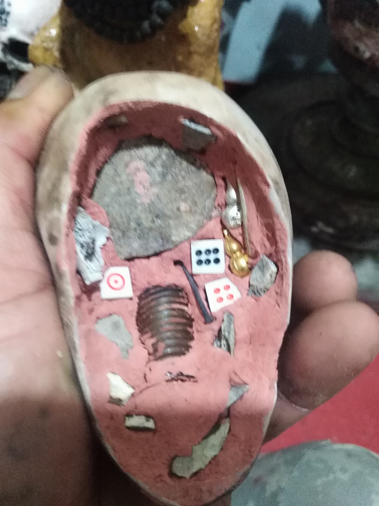 รวมเครื่องราง อาจารย์ถม สายพราย