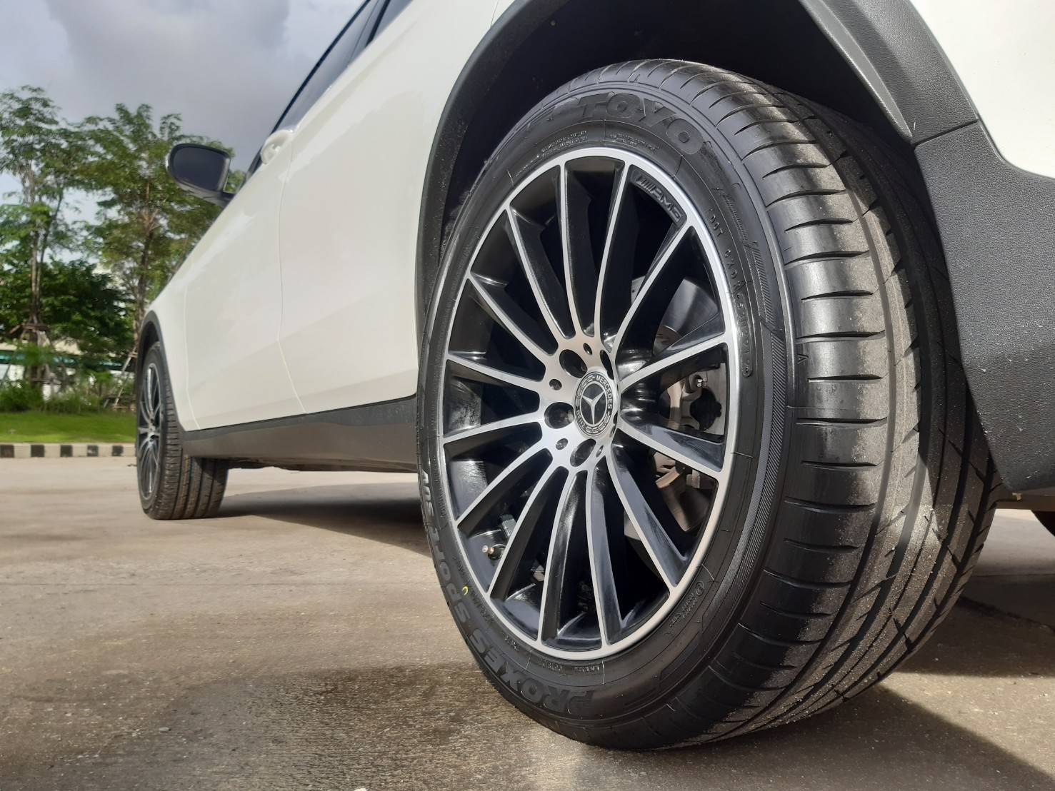TOYO PROXES SPORT SUV 255/45R20 ยางใหม่ปี20 ลดราคาพิเศษ