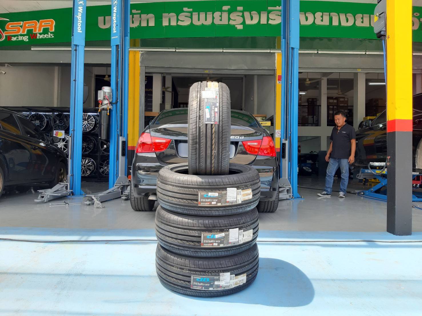 YOKOHAMA ADVAN dB decibel V551 215/50R17 ยางใหม่ลดราคาพิเศษ