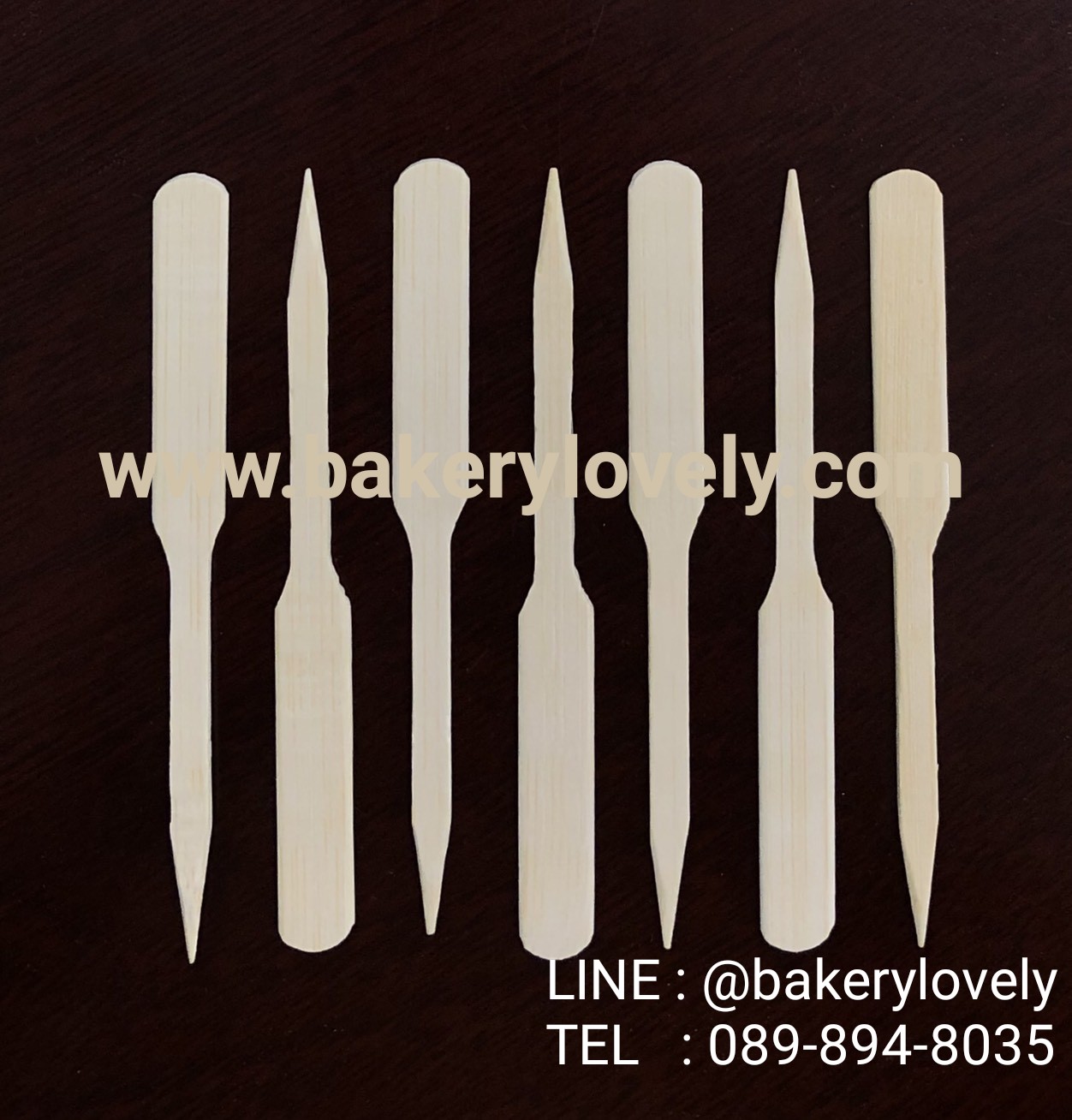 ไม้เสียบหัวพาย เกรด B ยาว 9 cm เหลี่ยม