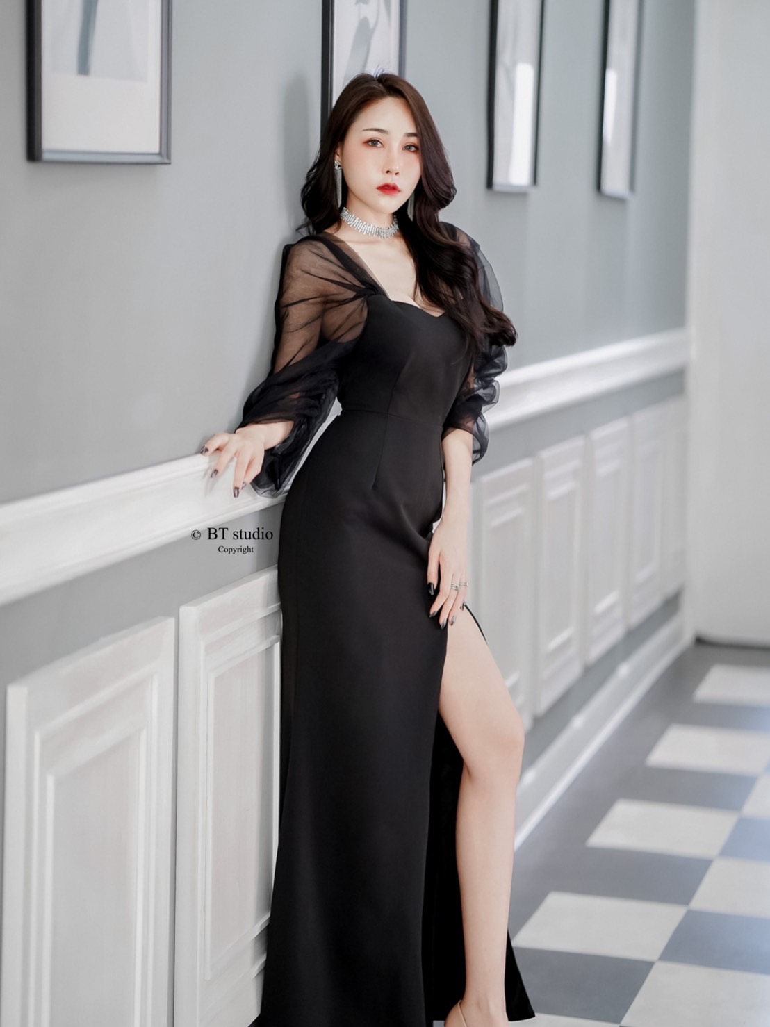 02-0366 แม๊กซี่เดรสเกาะอก แต่งช่วงแขนชคฟองพอง ๆ ปาดไหล่ระบาย